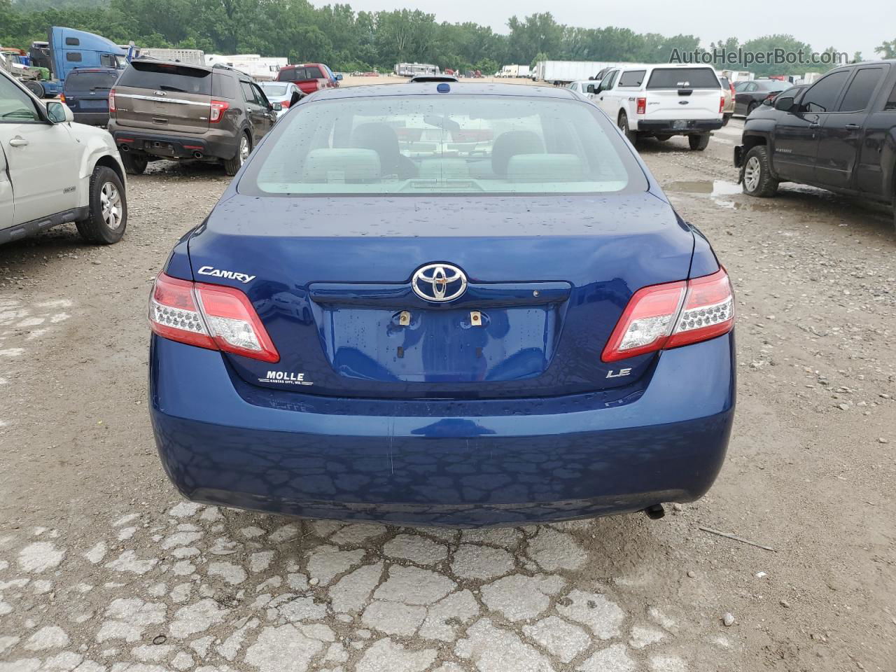 2011 Toyota Camry Base Blue vin: 4T1BF3EK1BU724175