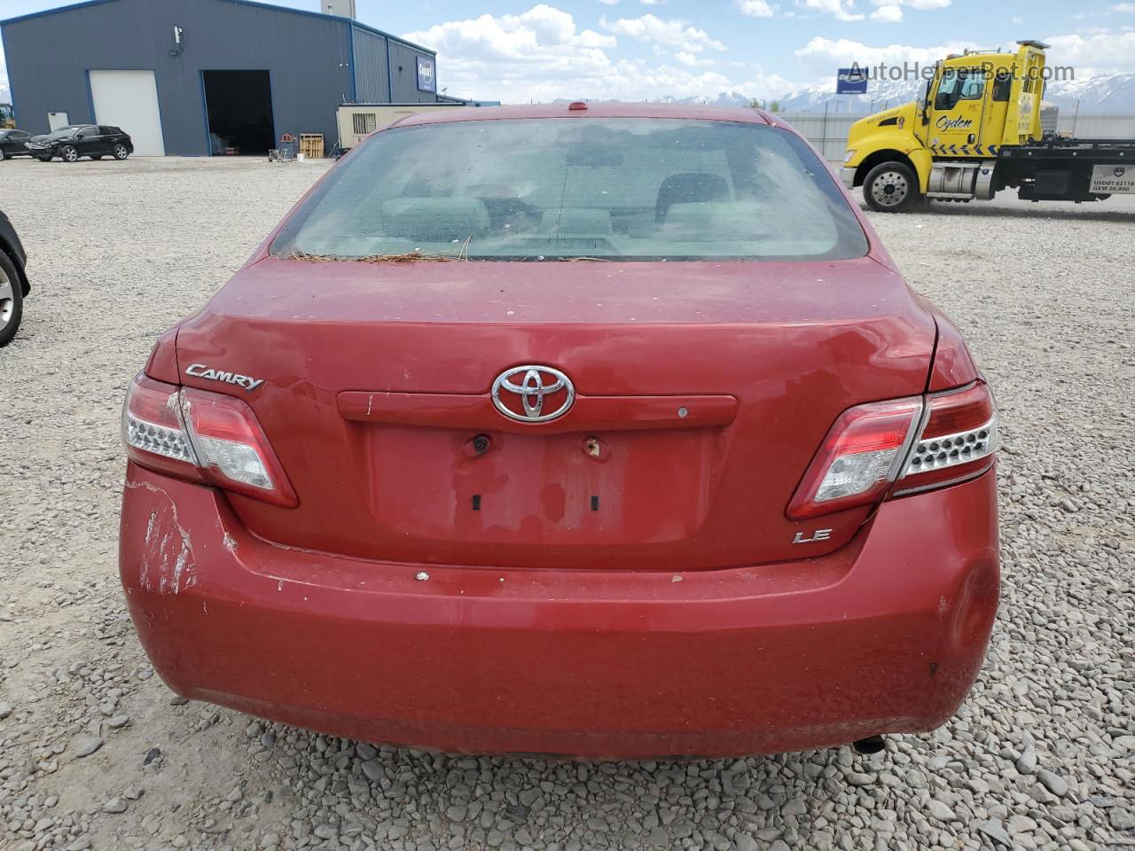 2011 Toyota Camry Base Красный vin: 4T1BF3EK2BU589238