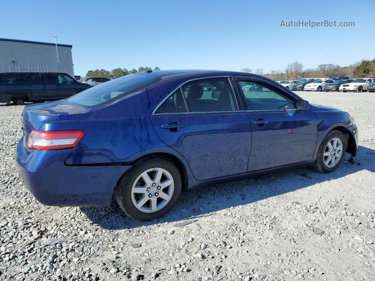 2011 Toyota Camry Base Blue vin: 4T1BF3EK2BU605177