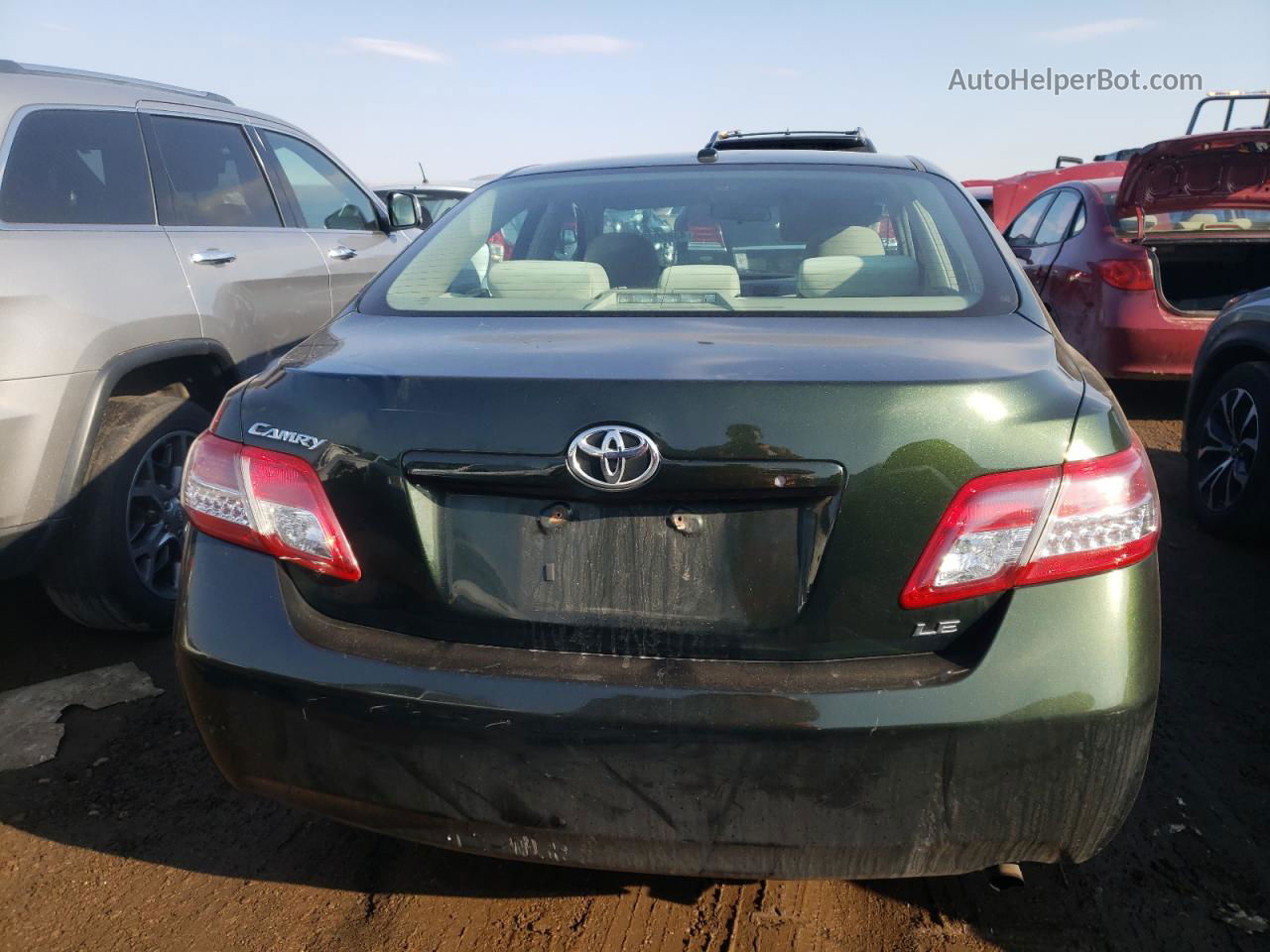 2011 Toyota Camry Base Зеленый vin: 4T1BF3EK2BU626031