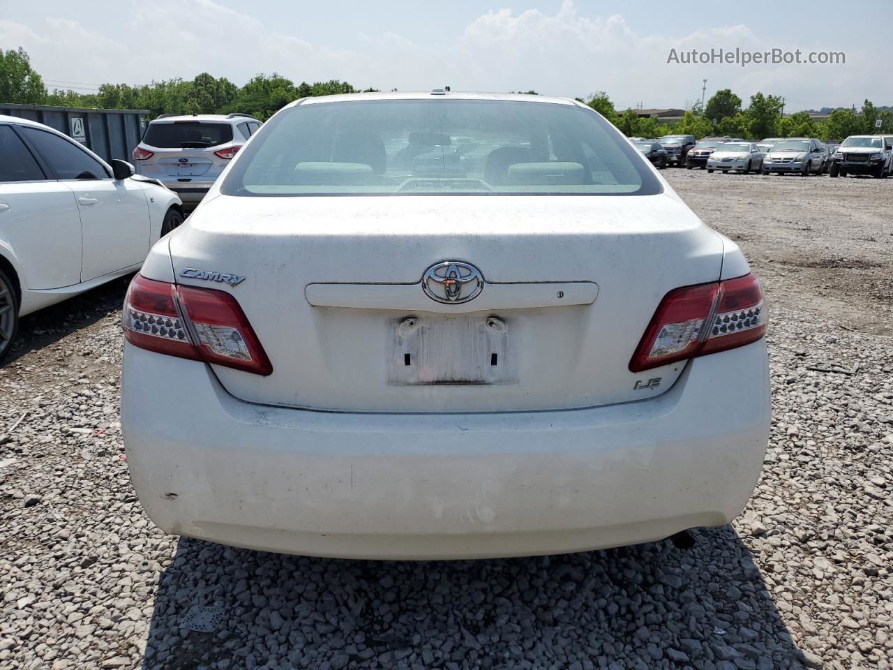 2011 Toyota Camry Base White vin: 4T1BF3EK2BU637367