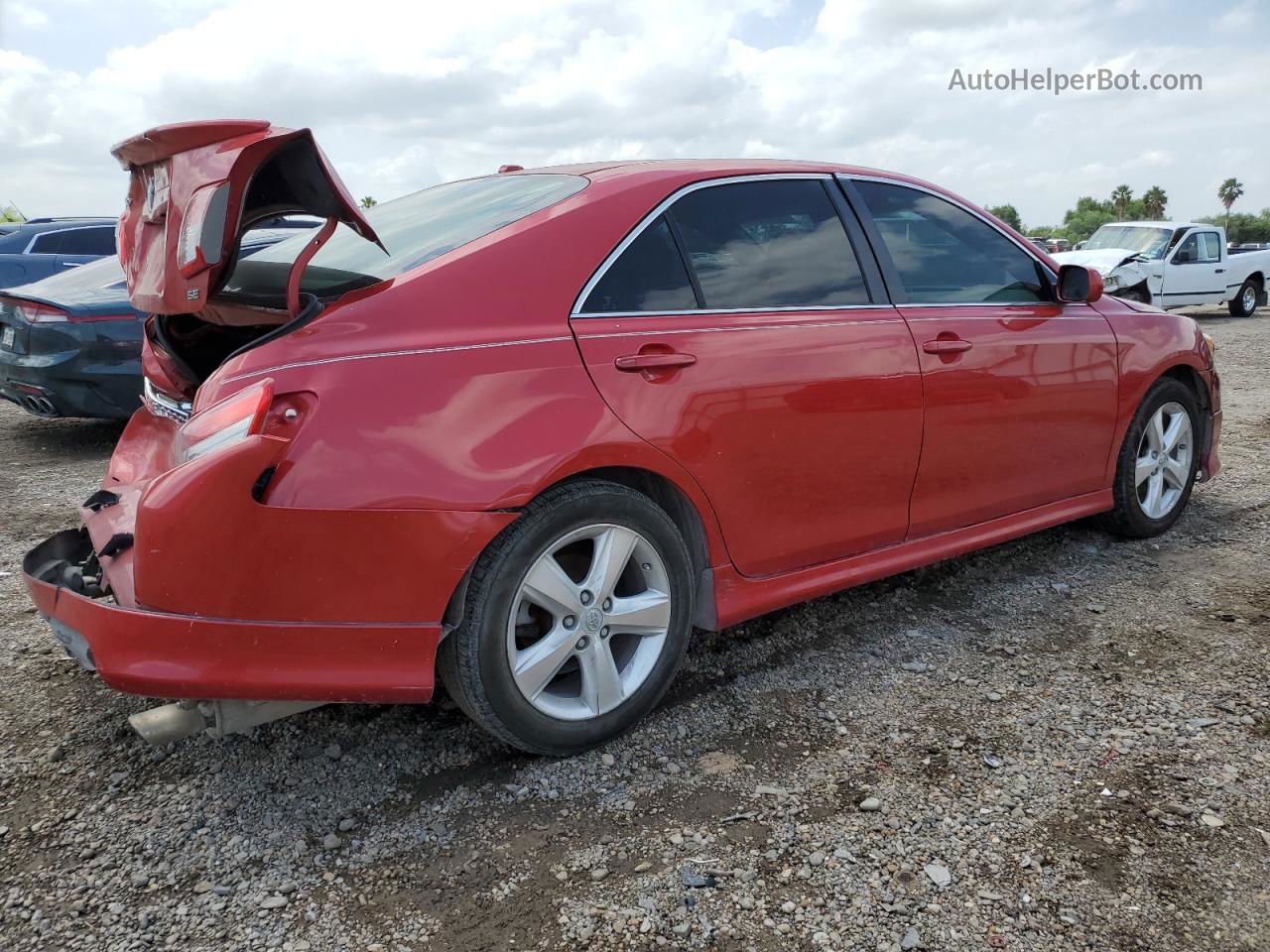 2011 Toyota Camry Base Red vin: 4T1BF3EK2BU640818