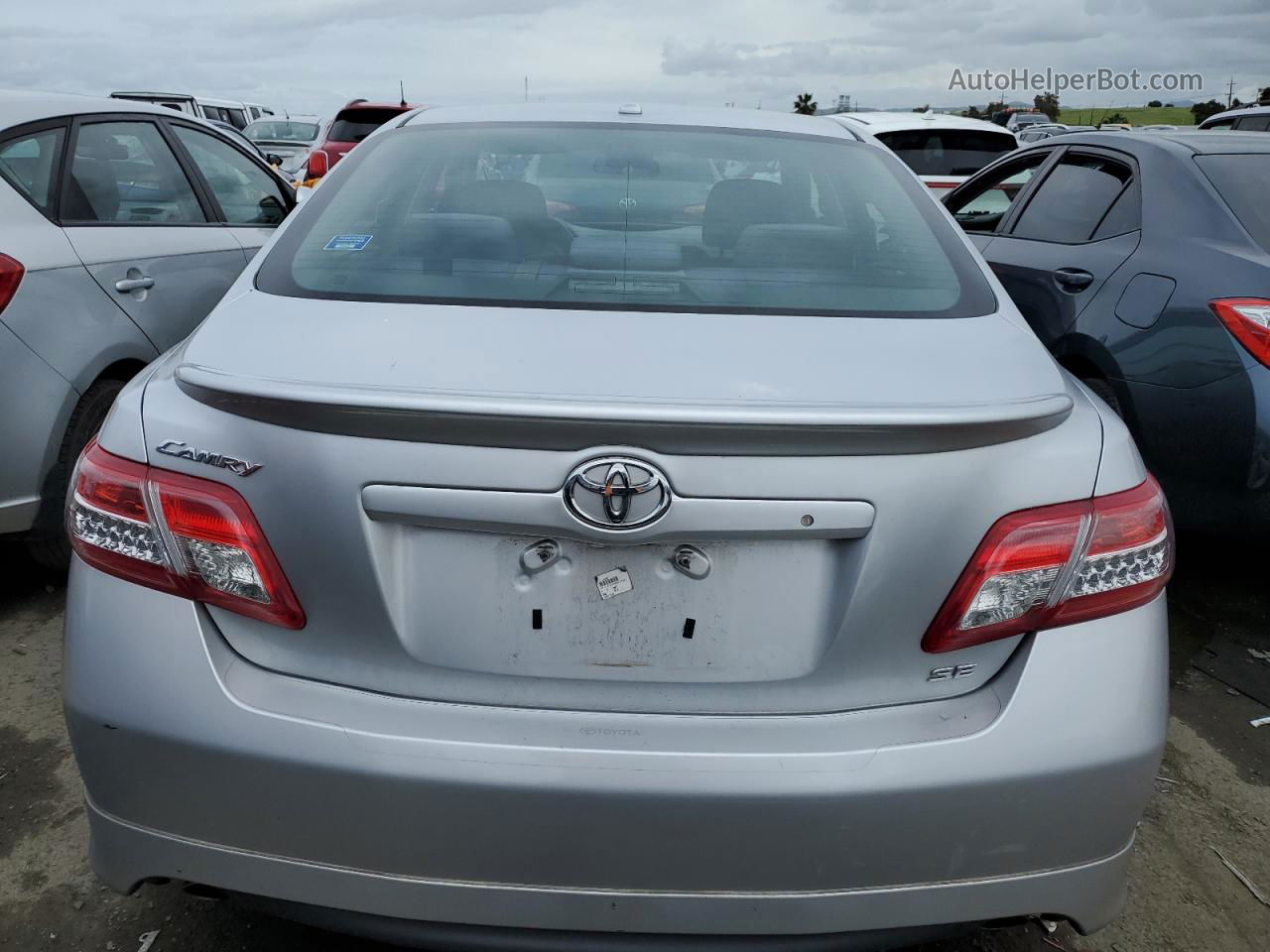 2011 Toyota Camry Base Silver vin: 4T1BF3EK2BU647381