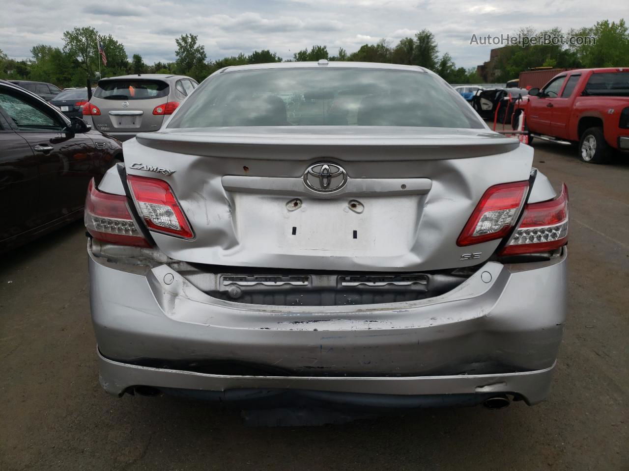 2011 Toyota Camry Base Silver vin: 4T1BF3EK2BU664312