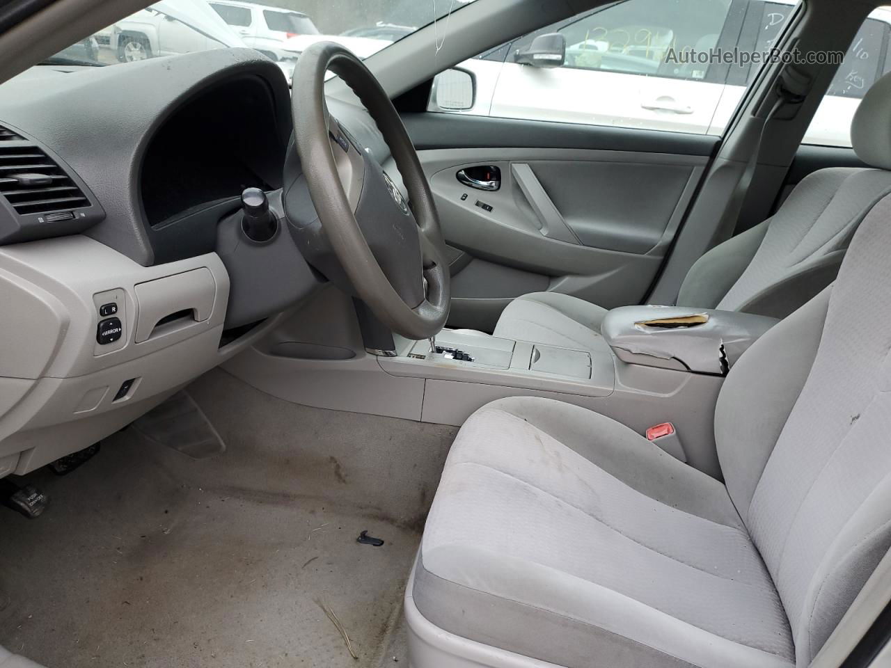 2011 Toyota Camry Base Серебряный vin: 4T1BF3EK2BU691445