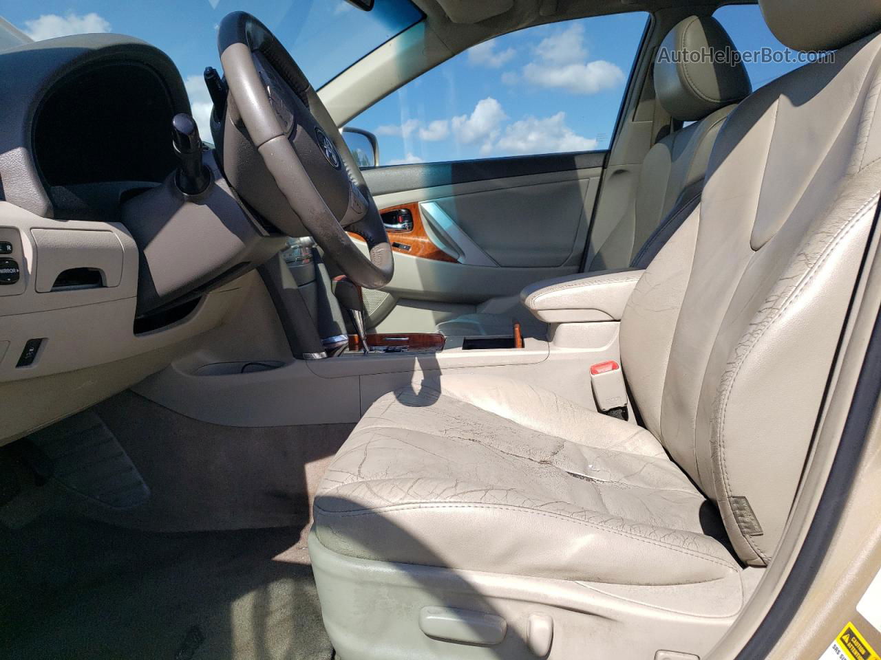 2011 Toyota Camry Base Золотой vin: 4T1BF3EK3BU126735