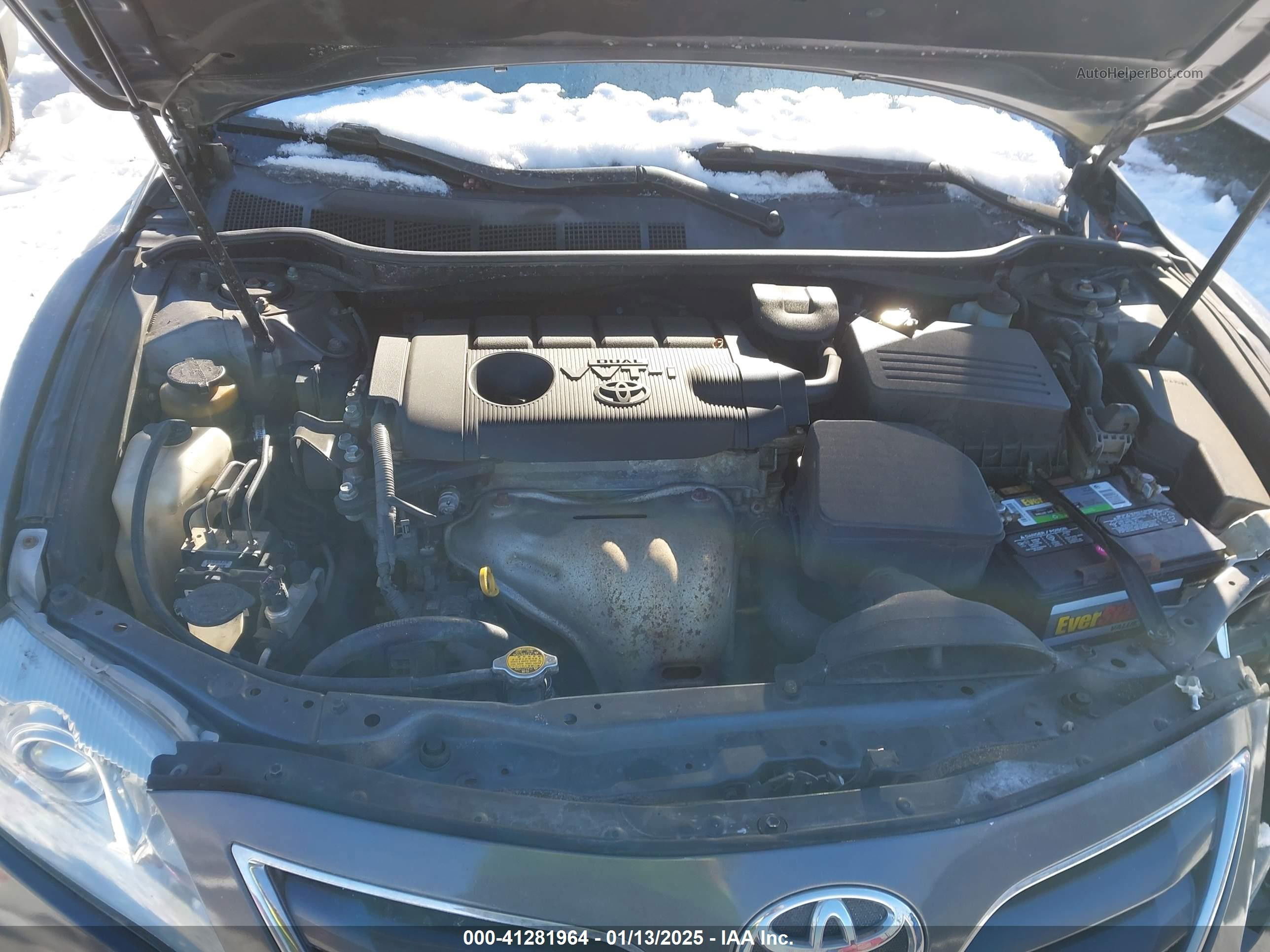 2011 Toyota Camry Le Gray vin: 4T1BF3EK3BU155975