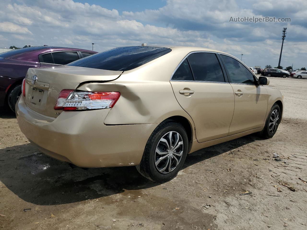 2011 Toyota Camry Base Бежевый vin: 4T1BF3EK3BU167821