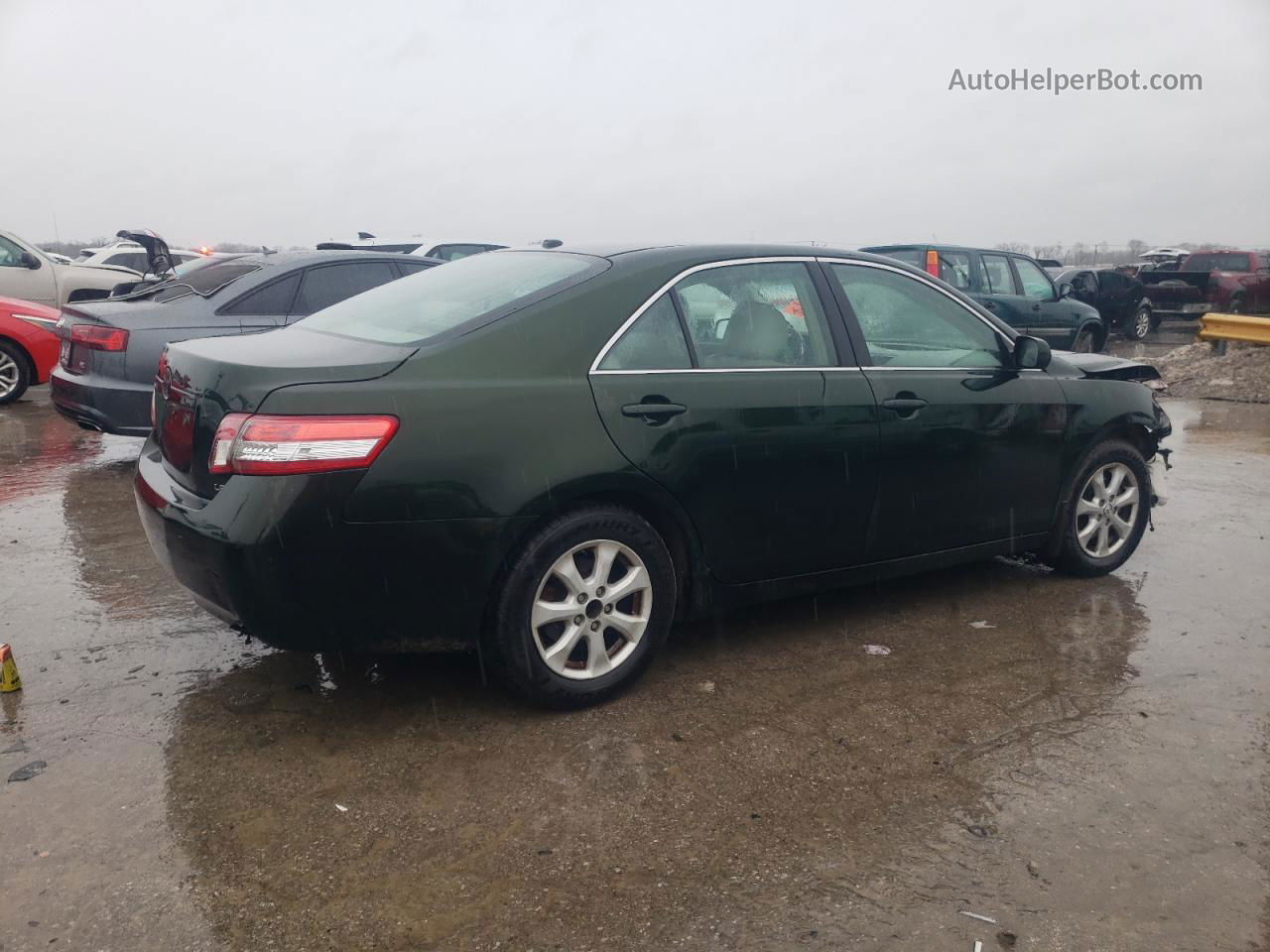 2011 Toyota Camry Base Зеленый vin: 4T1BF3EK3BU607262