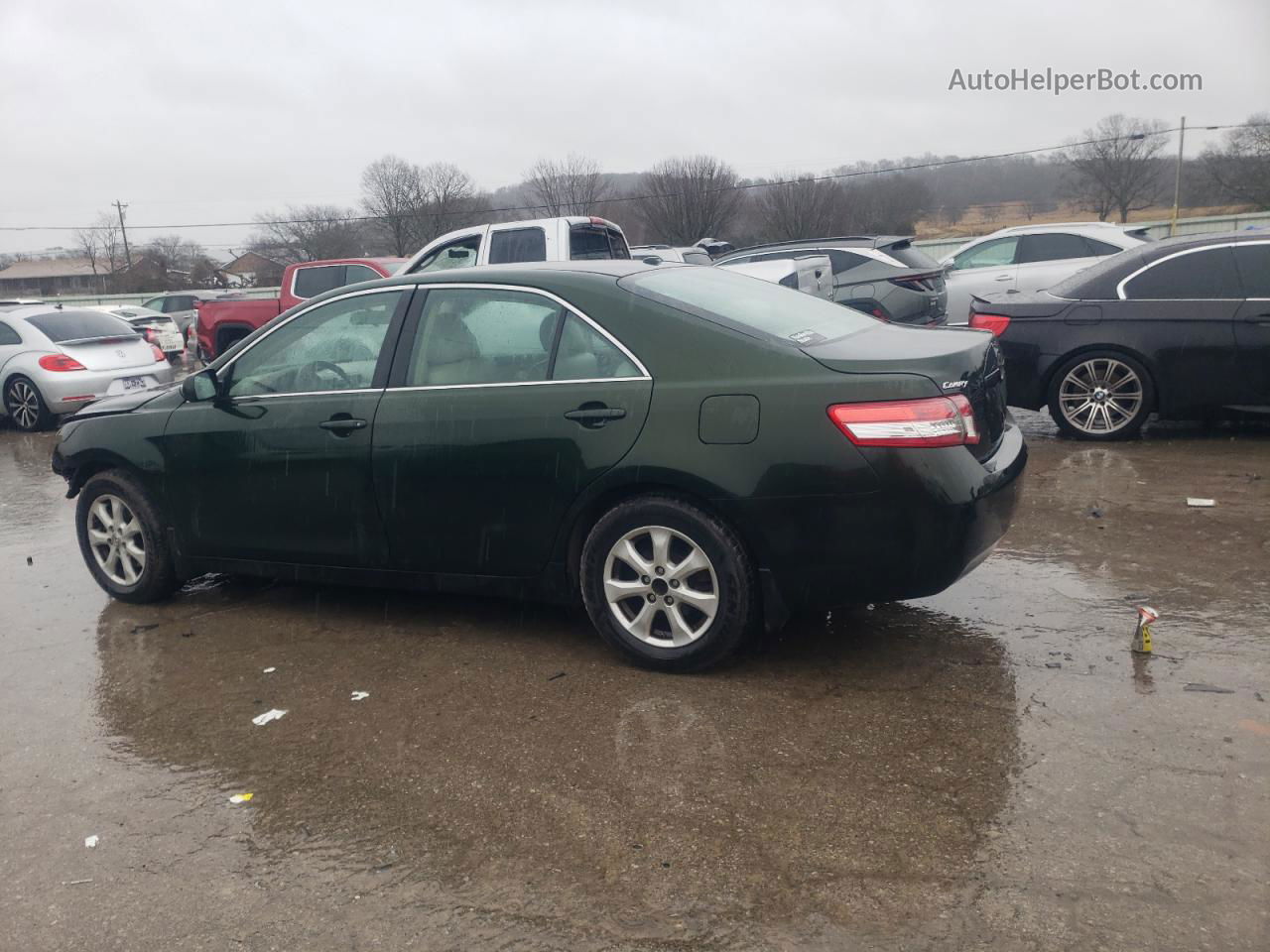 2011 Toyota Camry Base Зеленый vin: 4T1BF3EK3BU607262