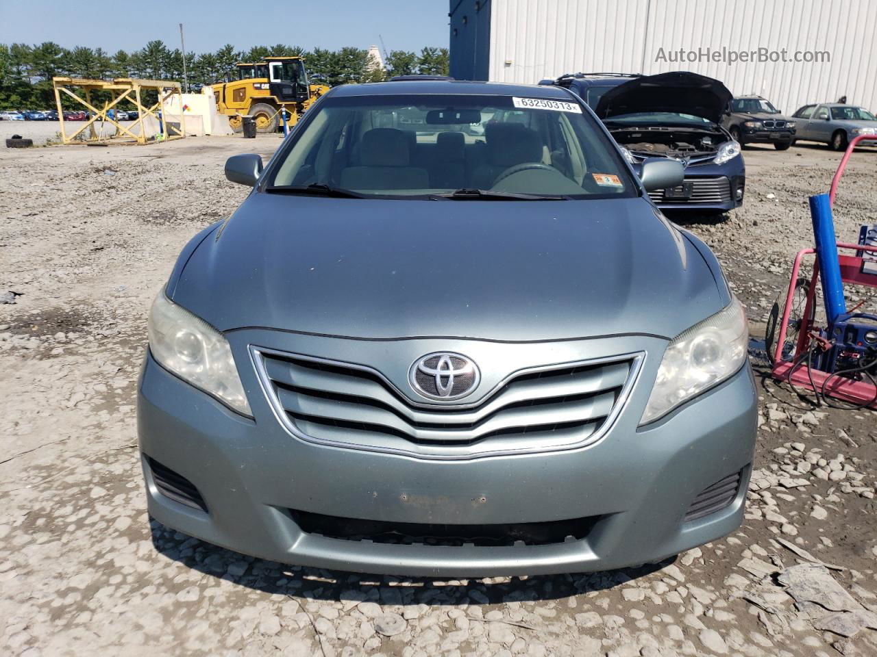 2011 Toyota Camry Base Зеленый vin: 4T1BF3EK3BU630105