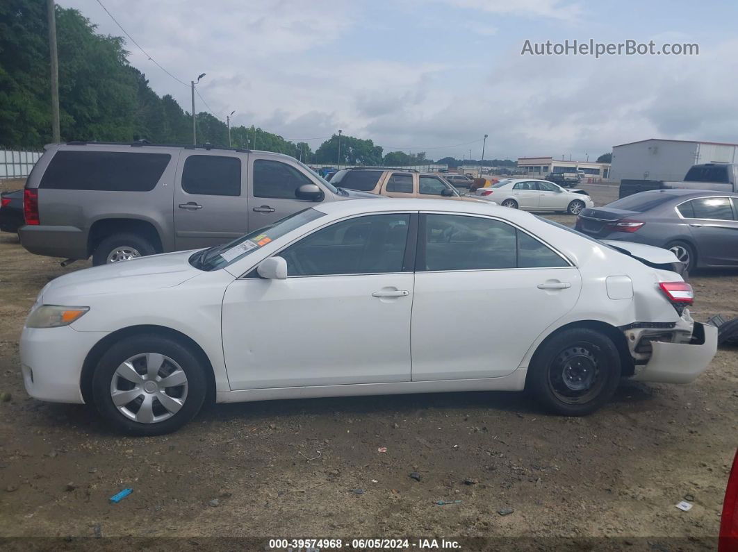 2011 Toyota Camry   White vin: 4T1BF3EK3BU630816