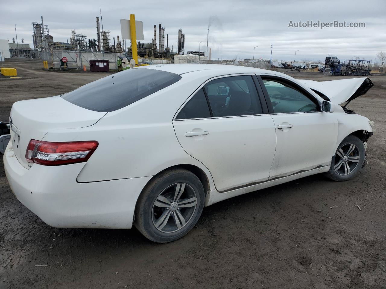 2011 Toyota Camry Base White vin: 4T1BF3EK3BU633425