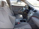 2011 Toyota Camry Le Red vin: 4T1BF3EK3BU633800