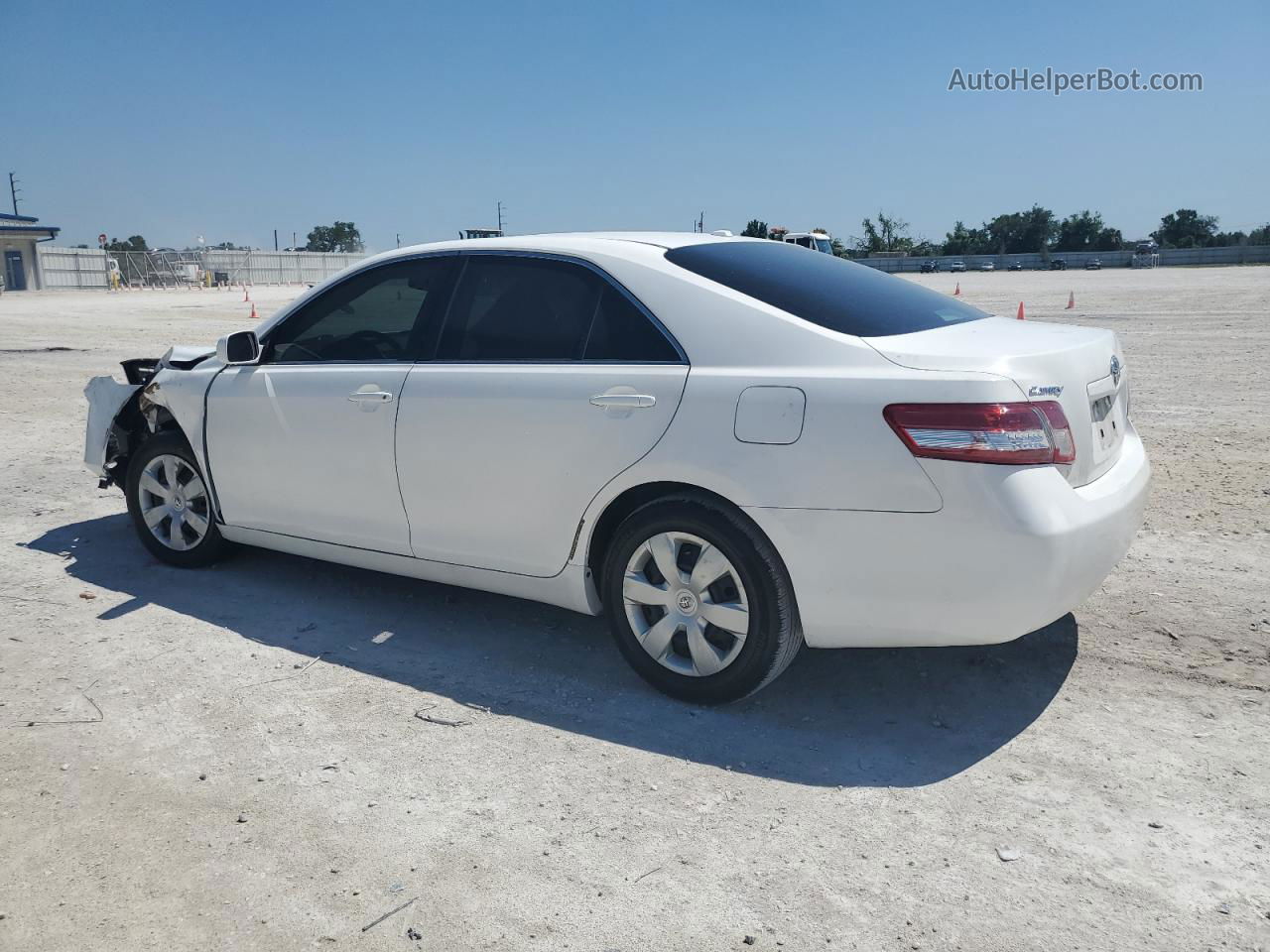 2011 Toyota Camry Base Silver vin: 4T1BF3EK3BU642688