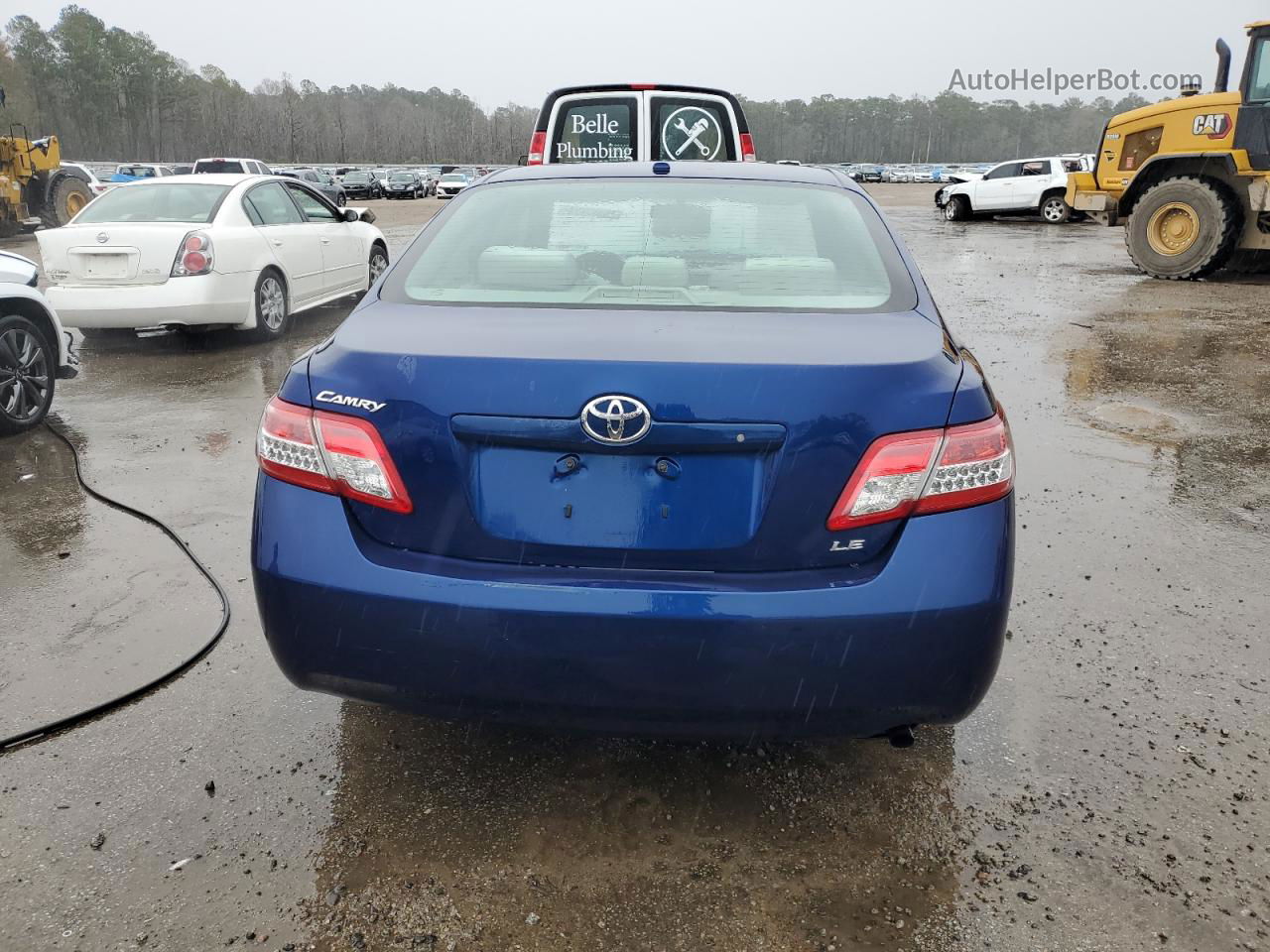 2011 Toyota Camry Base Blue vin: 4T1BF3EK3BU646739