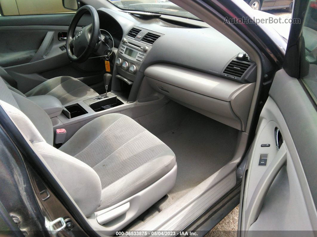 2011 Toyota Camry   Серый vin: 4T1BF3EK3BU732844