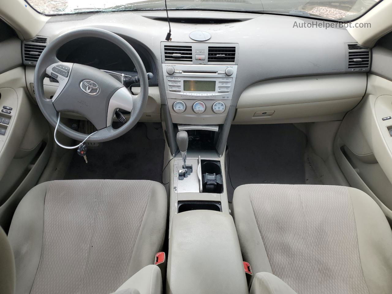 2011 Toyota Camry Base Золотой vin: 4T1BF3EK4BU163941