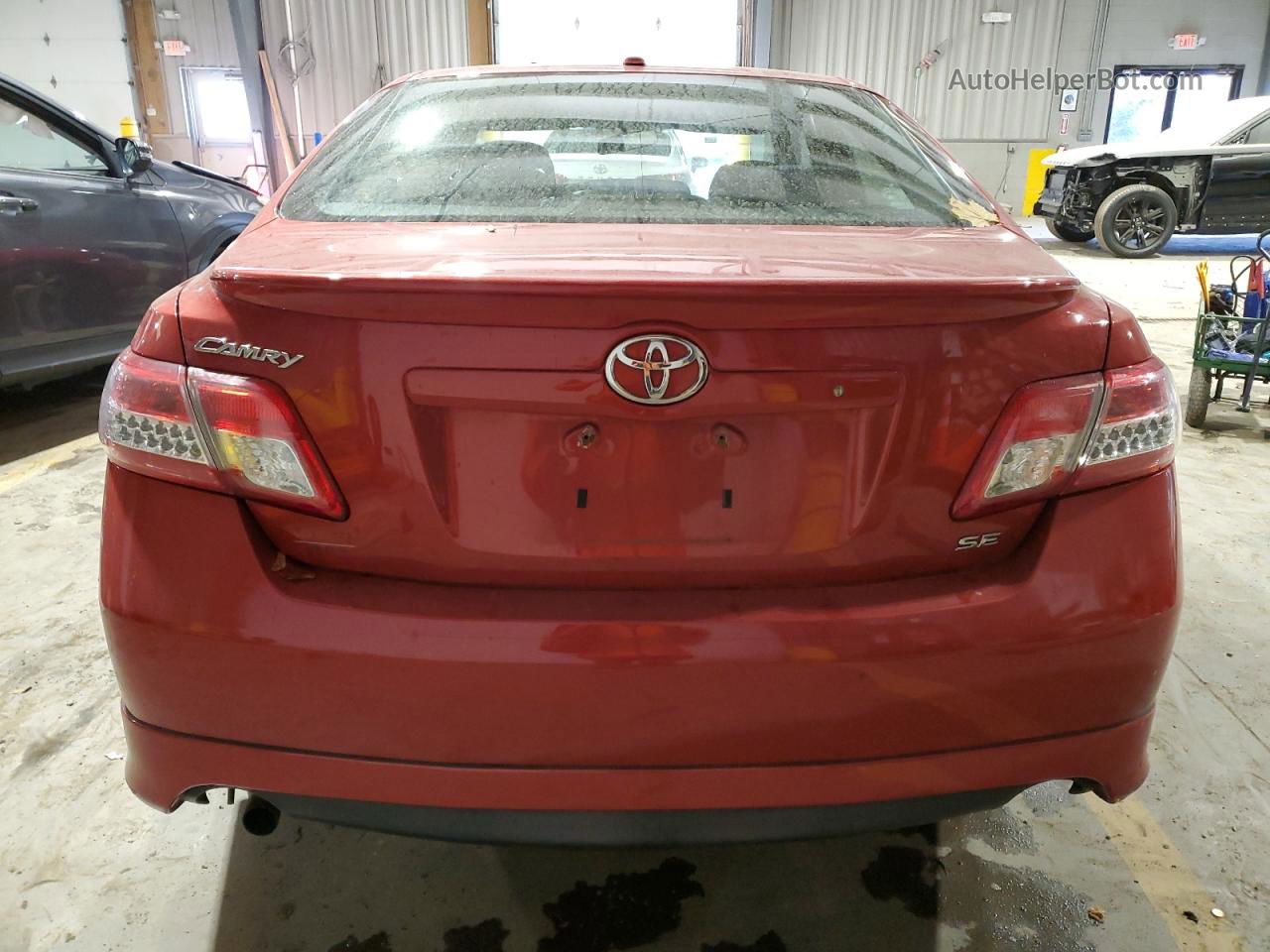 2011 Toyota Camry Base Red vin: 4T1BF3EK4BU662643