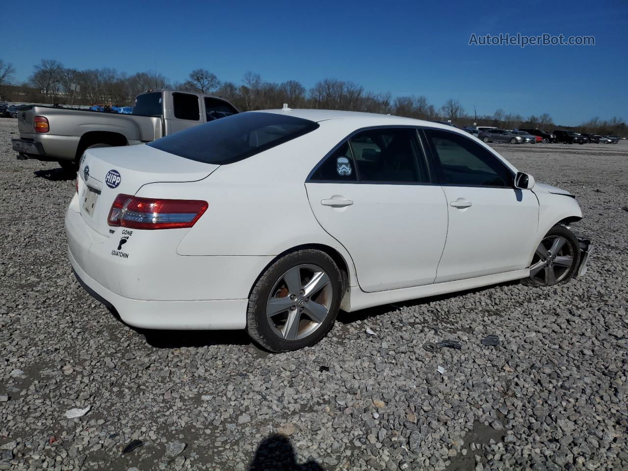 2011 Toyota Camry Base White vin: 4T1BF3EK4BU682357