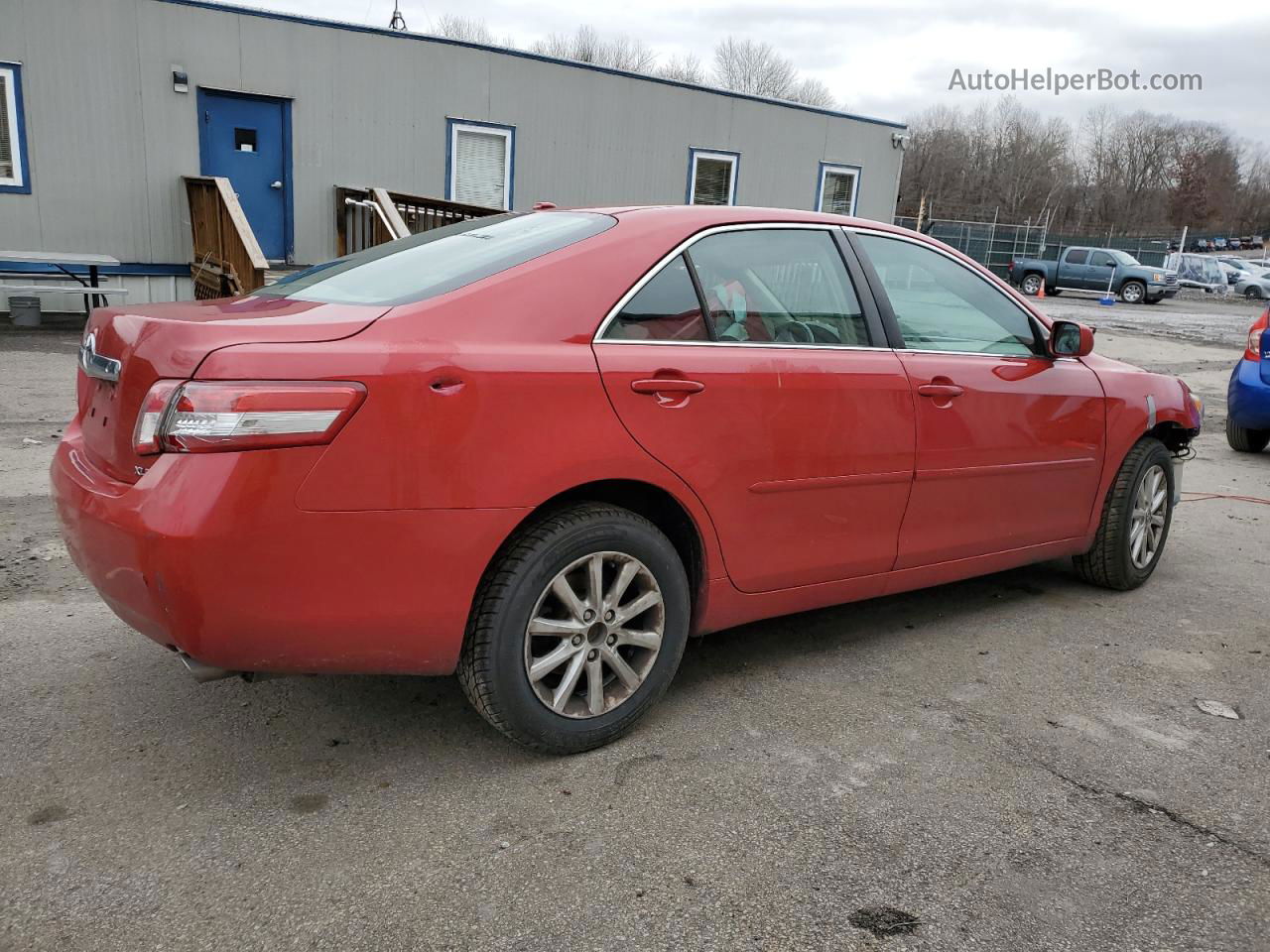 2011 Toyota Camry Base Red vin: 4T1BF3EK4BU699059