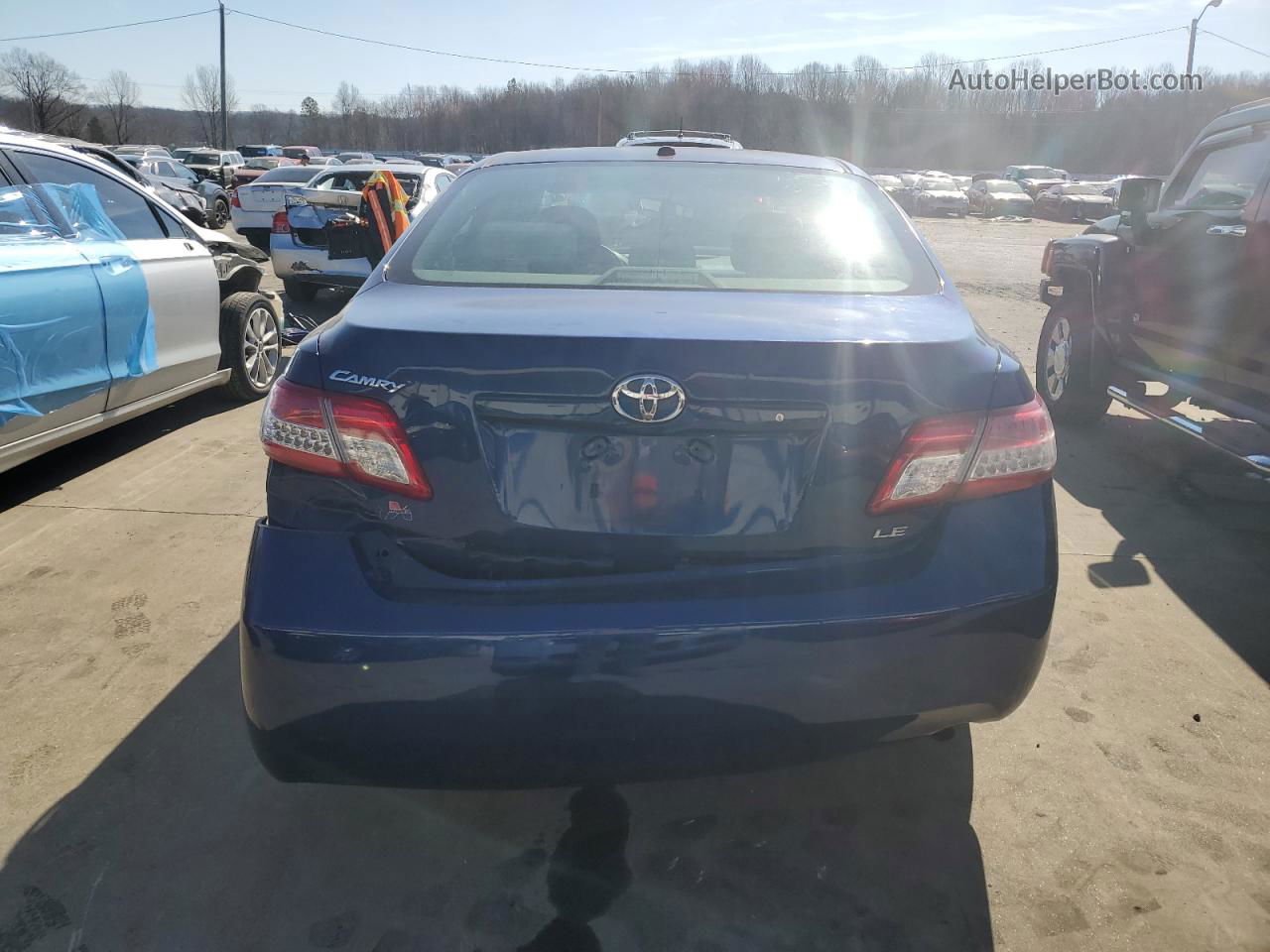 2011 Toyota Camry Base Blue vin: 4T1BF3EK4BU706236