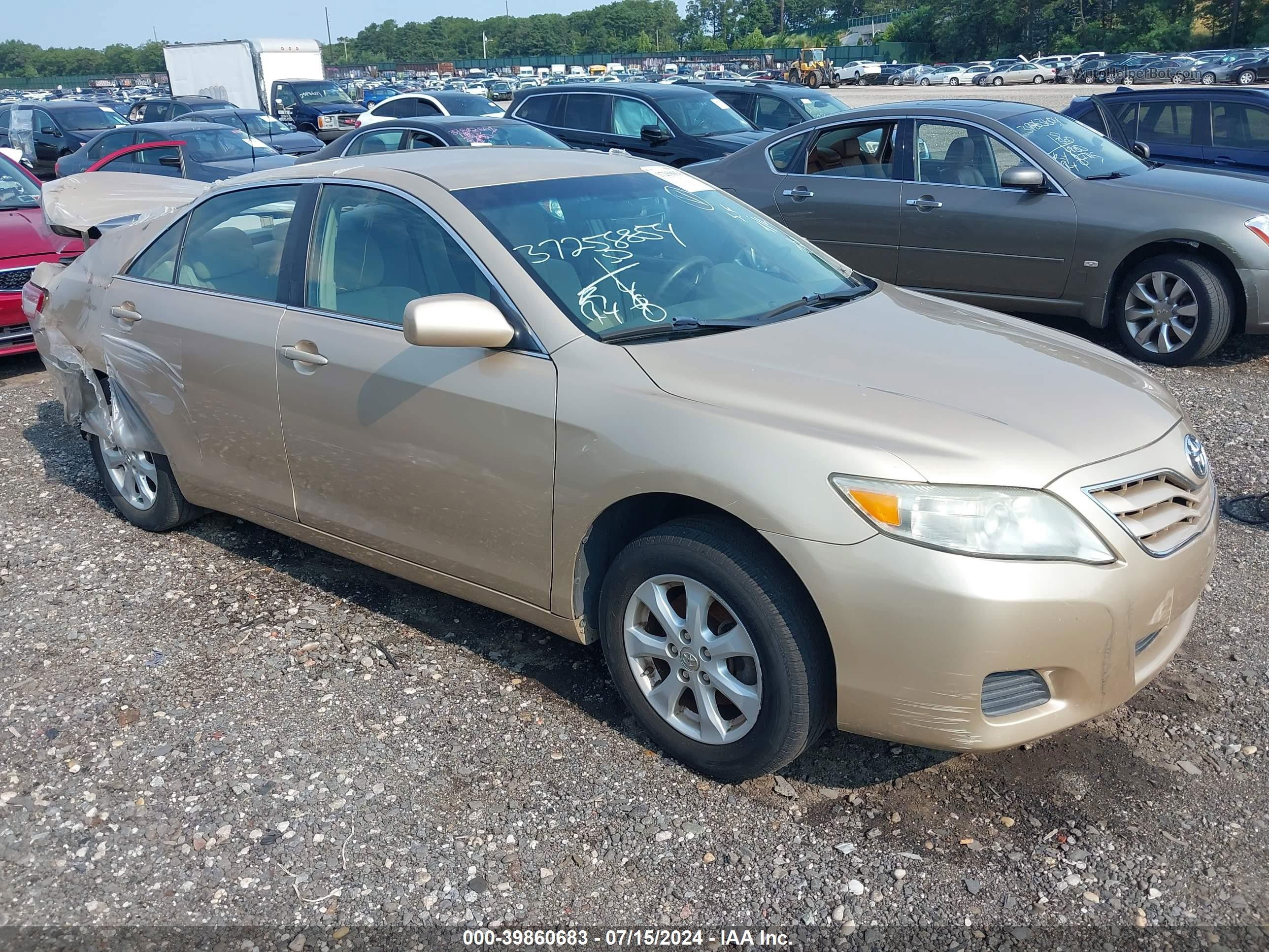 2011 Toyota Camry Le Beige vin: 4T1BF3EK4BU732254