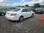 2011 Toyota Camry Base White vin: 4T1BF3EK5BU612897