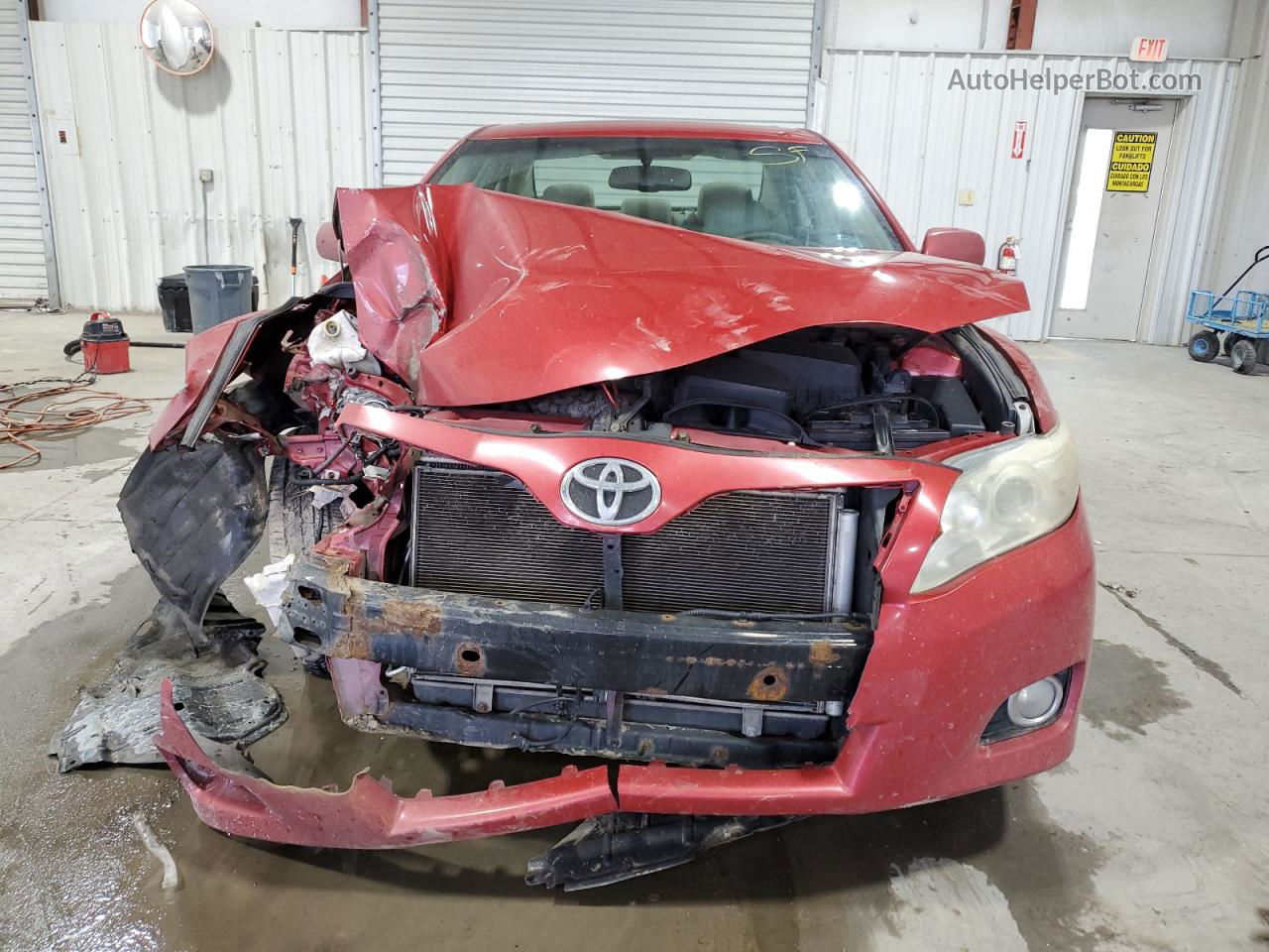 2011 Toyota Camry Base Red vin: 4T1BF3EK5BU647732