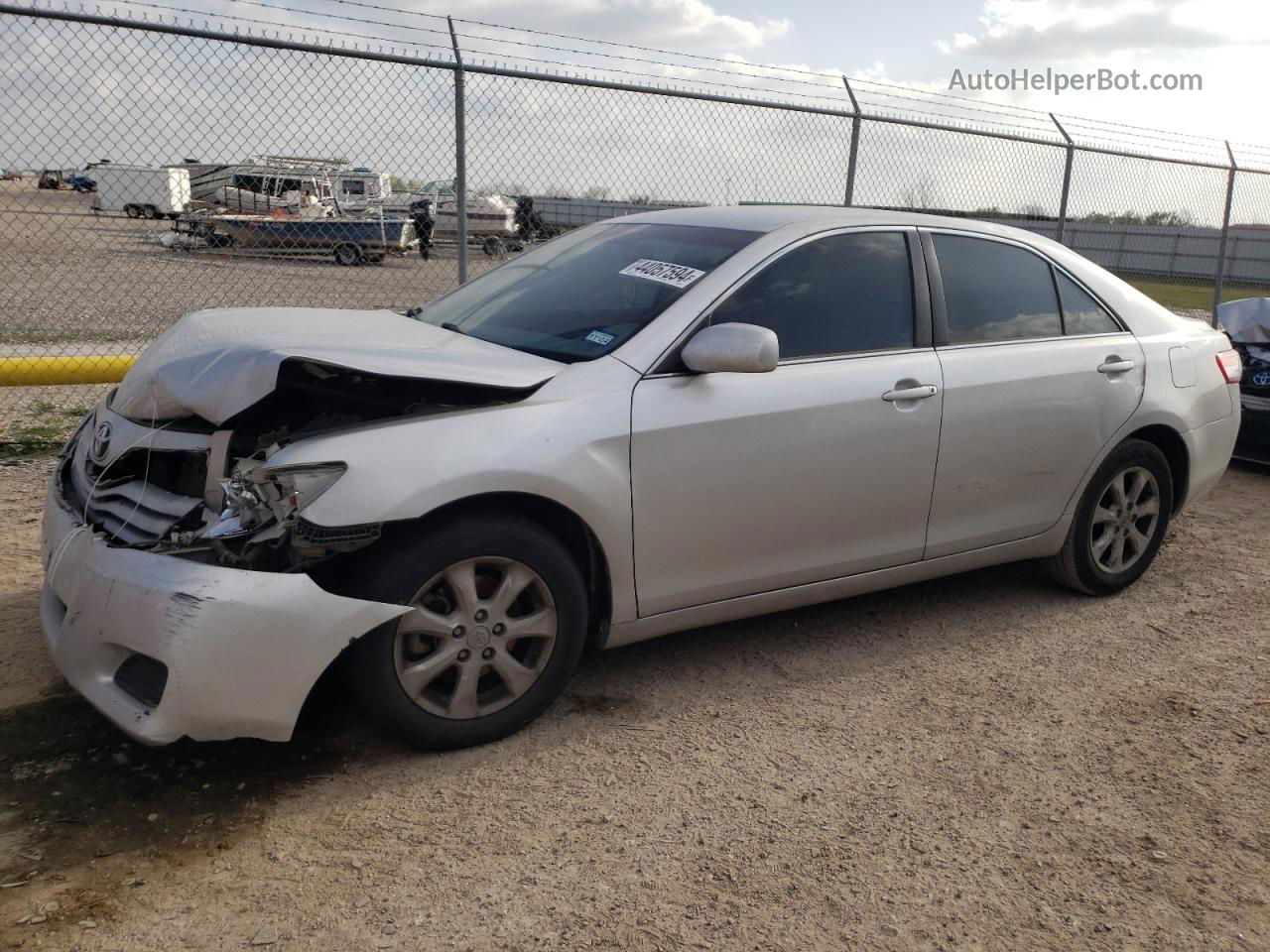 2011 Toyota Camry Base Silver vin: 4T1BF3EK5BU672338