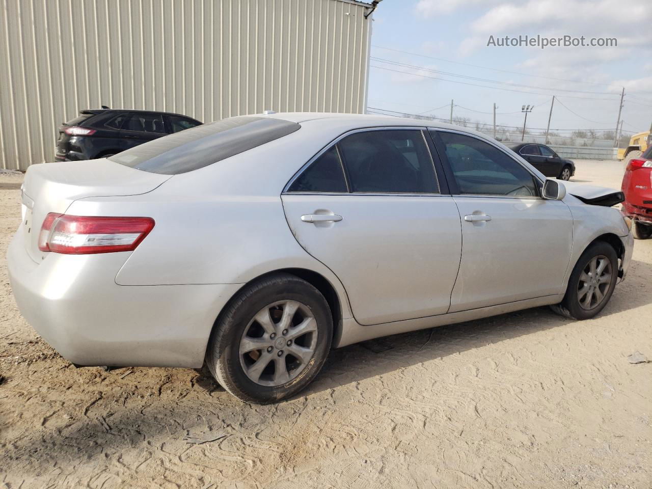 2011 Toyota Camry Base Silver vin: 4T1BF3EK5BU672338