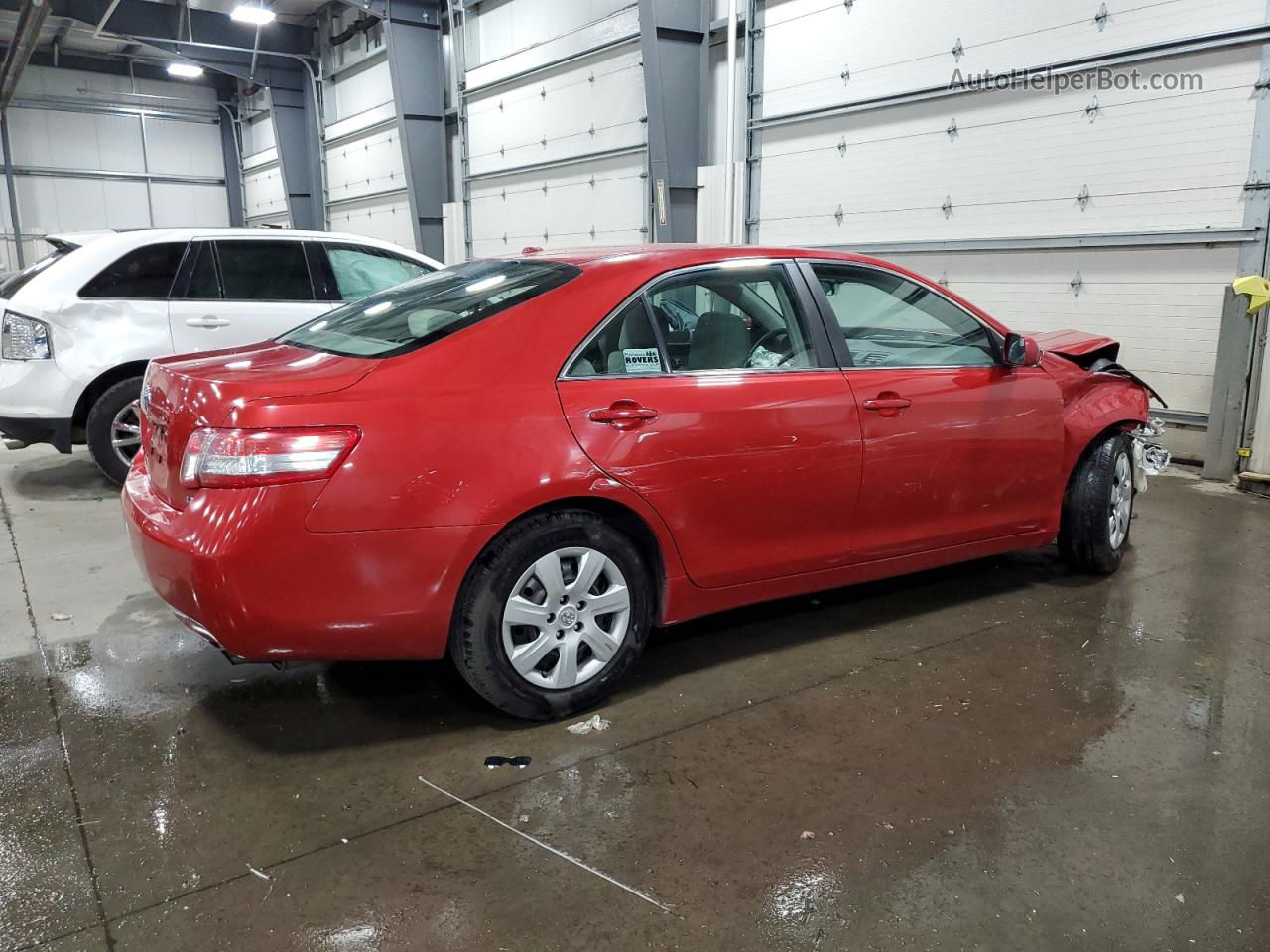 2011 Toyota Camry Base Red vin: 4T1BF3EK5BU674820