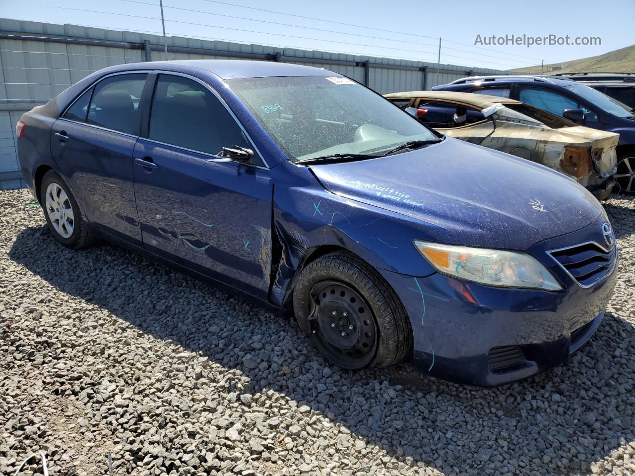 2011 Toyota Camry Base Blue vin: 4T1BF3EK5BU727113