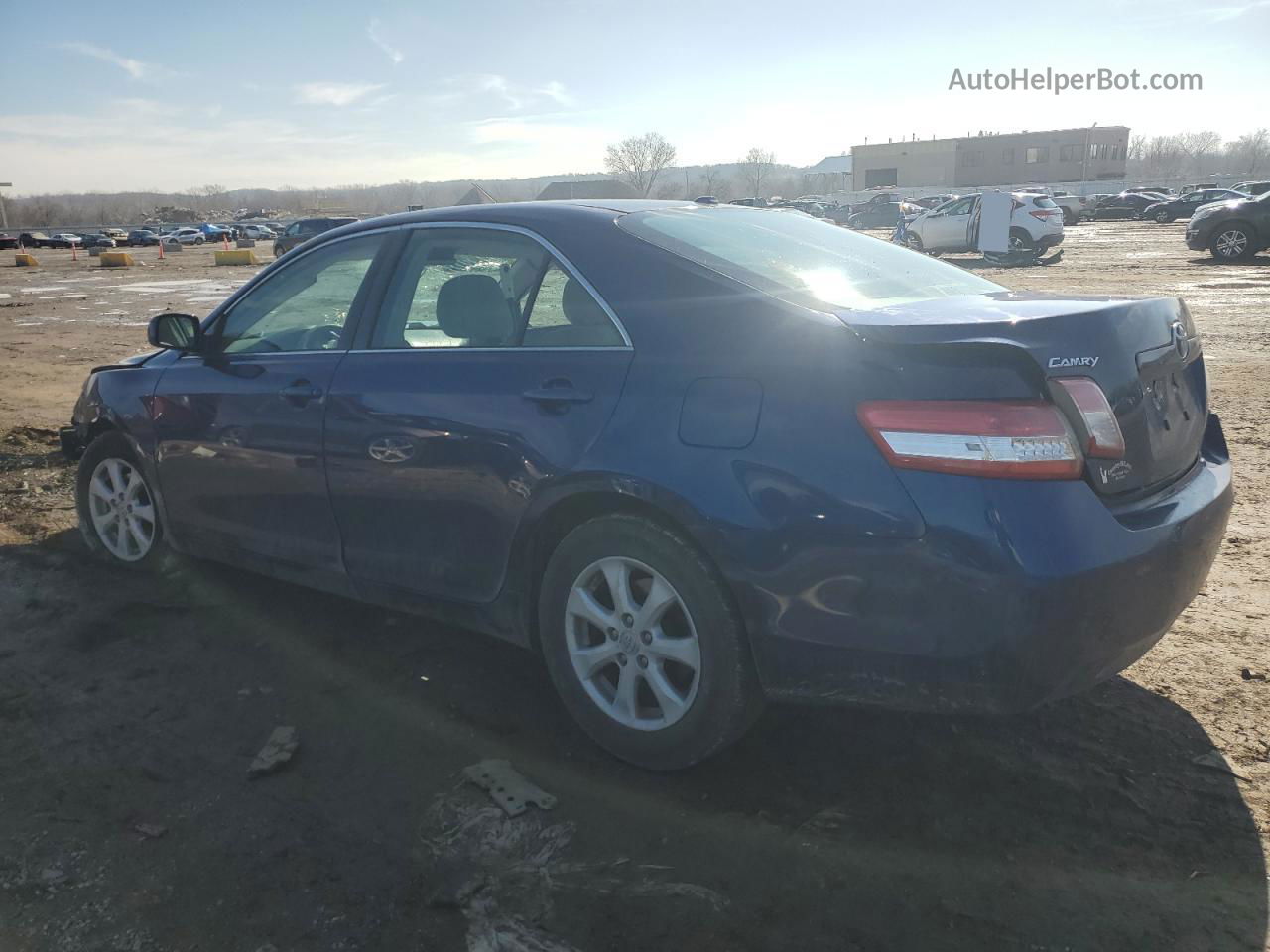 2011 Toyota Camry Base Blue vin: 4T1BF3EK5BU754330