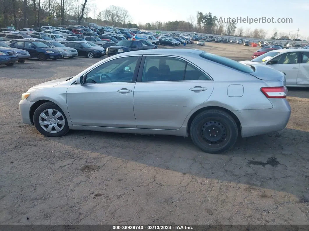 2011 Toyota Camry Le Silver vin: 4T1BF3EK5BU767353