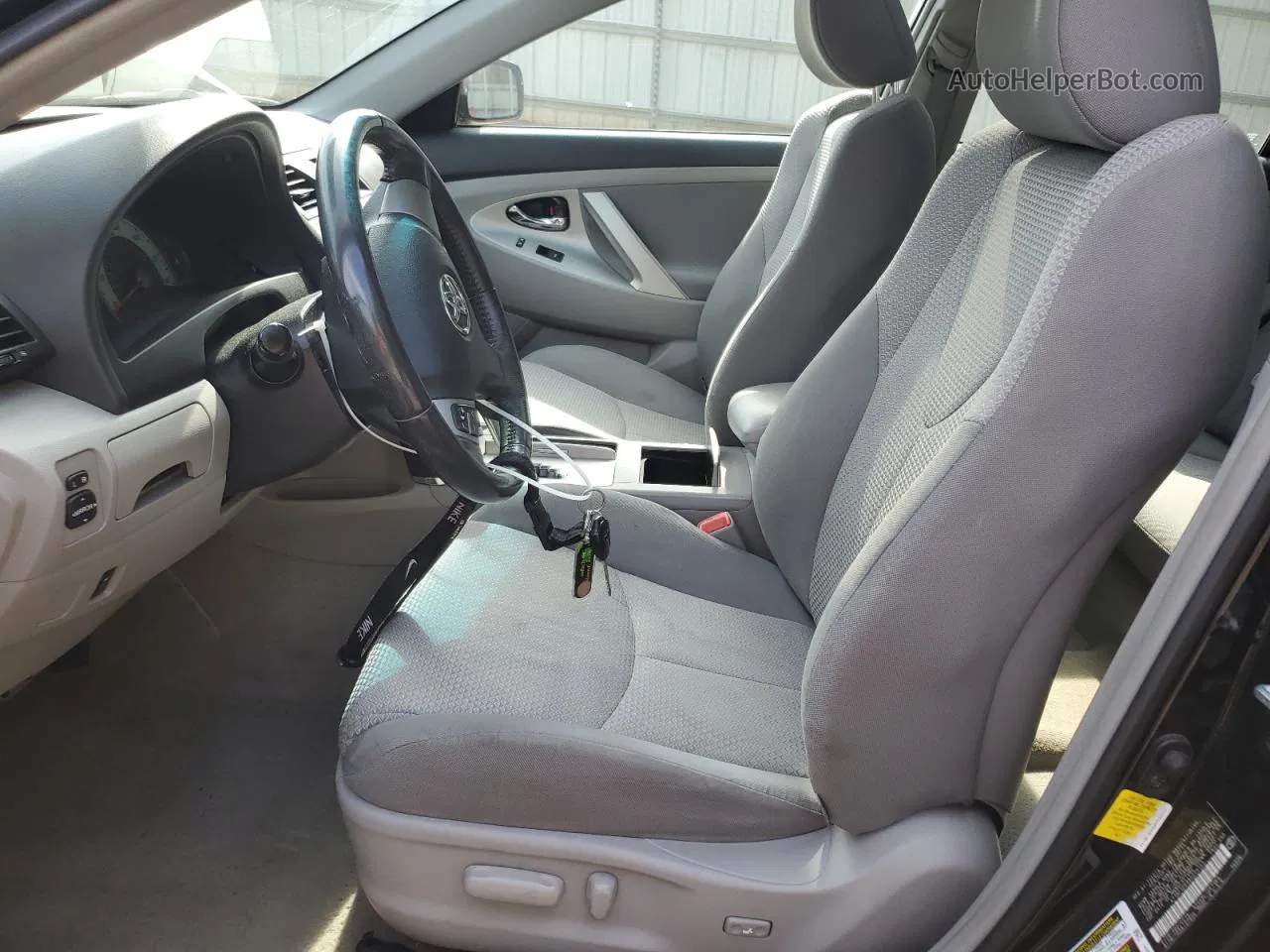 2011 Toyota Camry Base Черный vin: 4T1BF3EK6BU223153