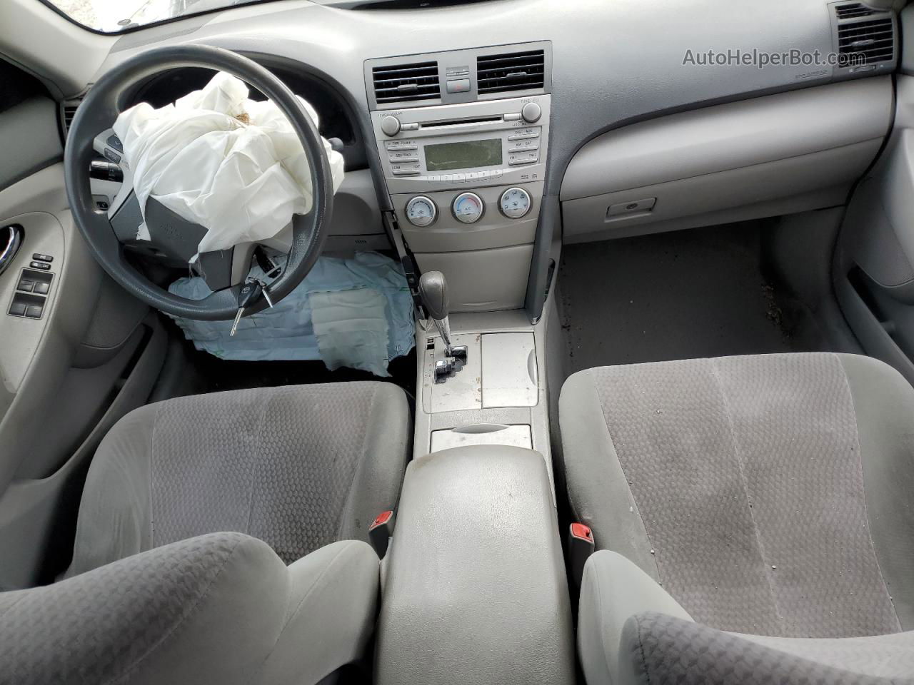 2011 Toyota Camry Base White vin: 4T1BF3EK6BU585855