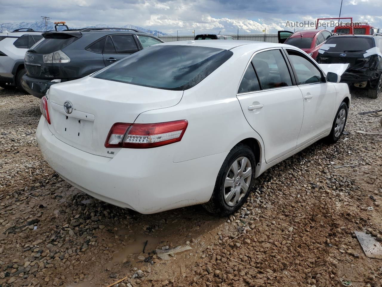 2011 Toyota Camry Base White vin: 4T1BF3EK6BU585855