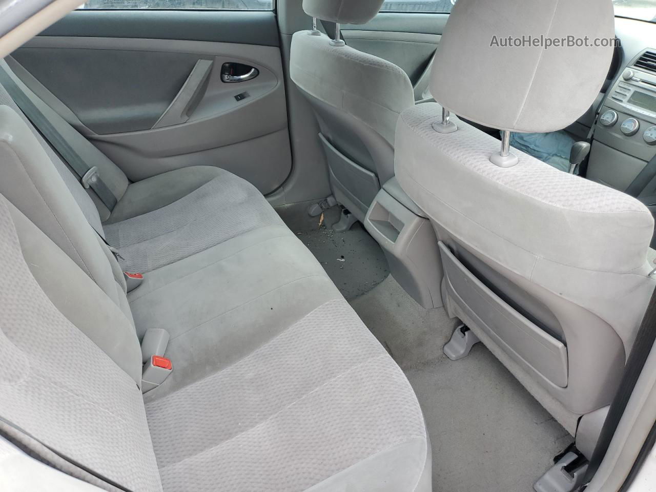 2011 Toyota Camry Base White vin: 4T1BF3EK6BU585855