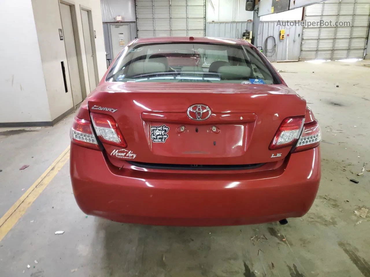 2011 Toyota Camry Base Red vin: 4T1BF3EK6BU592336