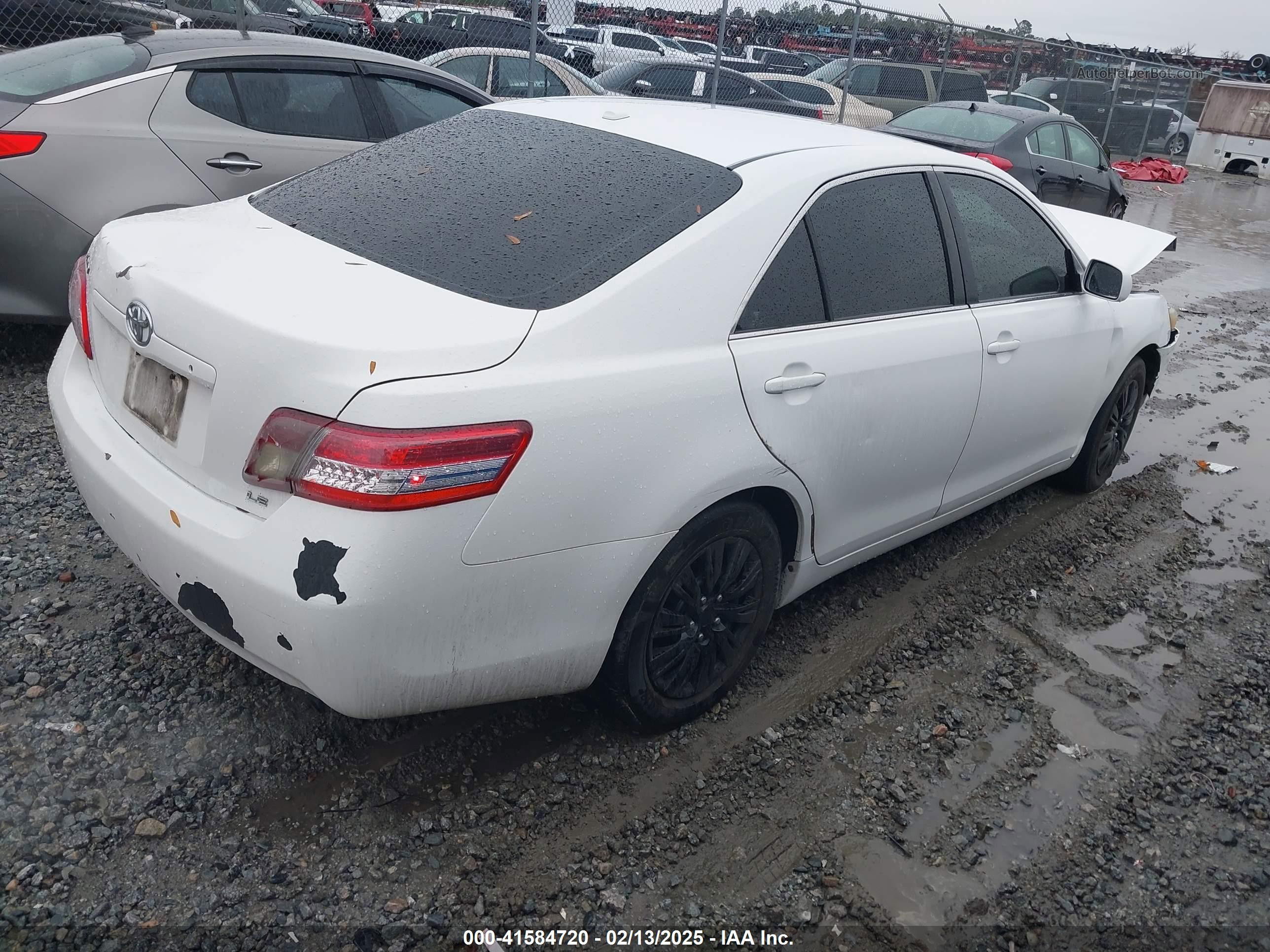 2011 Toyota Camry Le Белый vin: 4T1BF3EK6BU640174