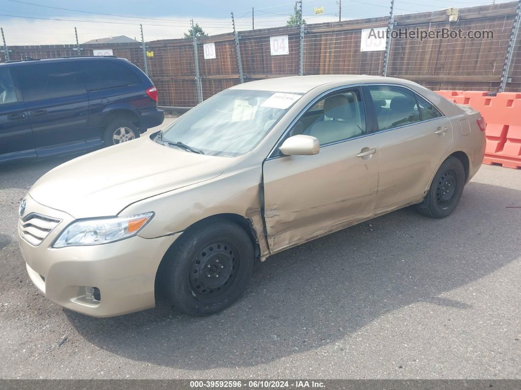 2011 Toyota Camry Le Gold vin: 4T1BF3EK6BU645617