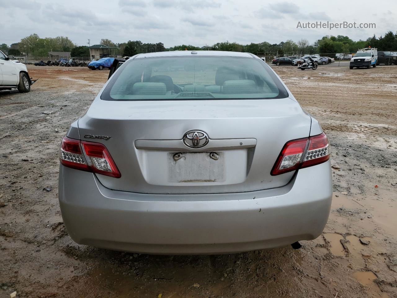 2011 Toyota Camry Base Silver vin: 4T1BF3EK6BU646394