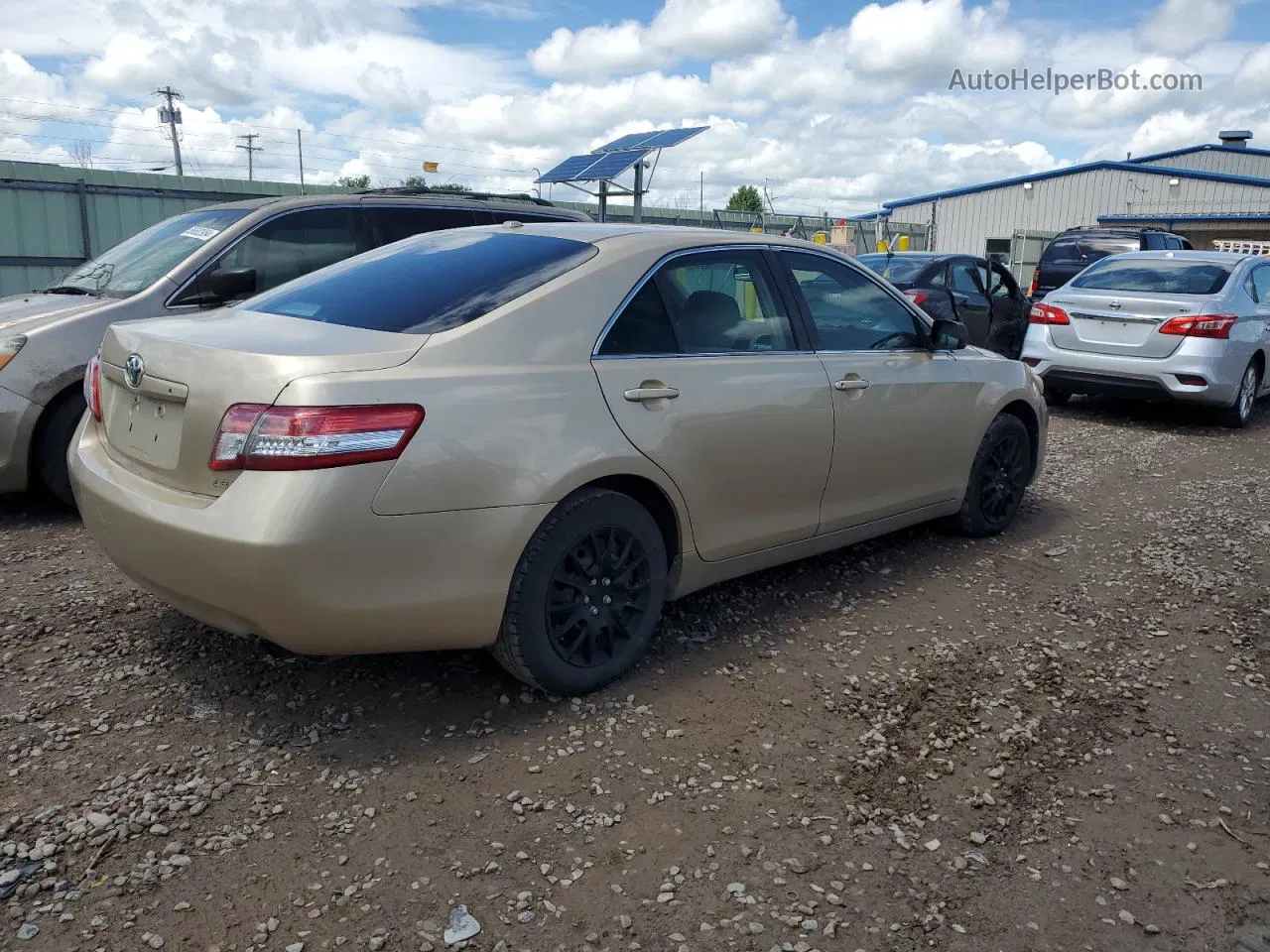 2011 Toyota Camry Base Gold vin: 4T1BF3EK6BU697667