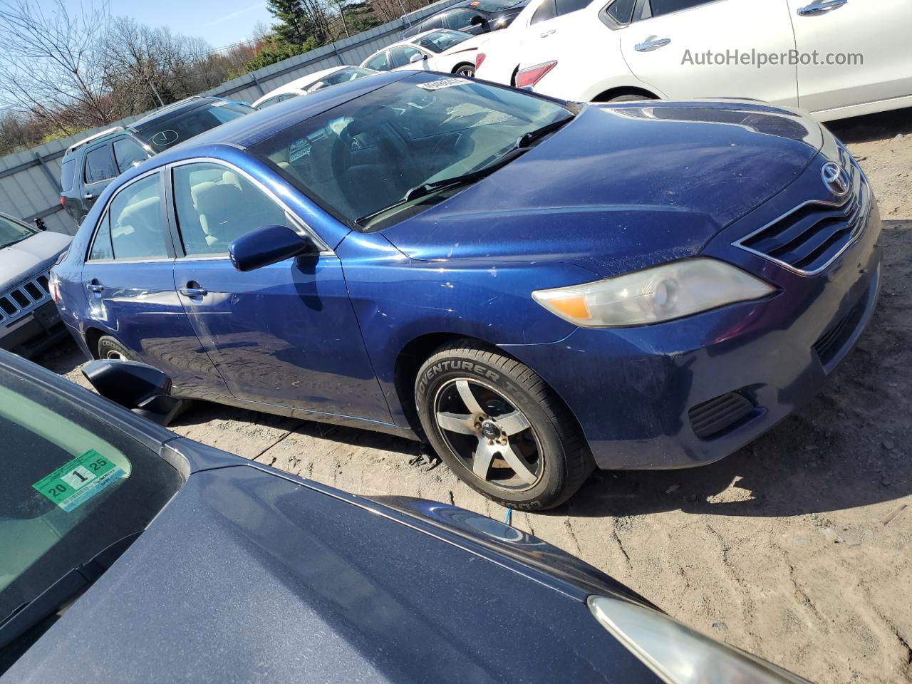 2011 Toyota Camry Base Blue vin: 4T1BF3EK6BU701474