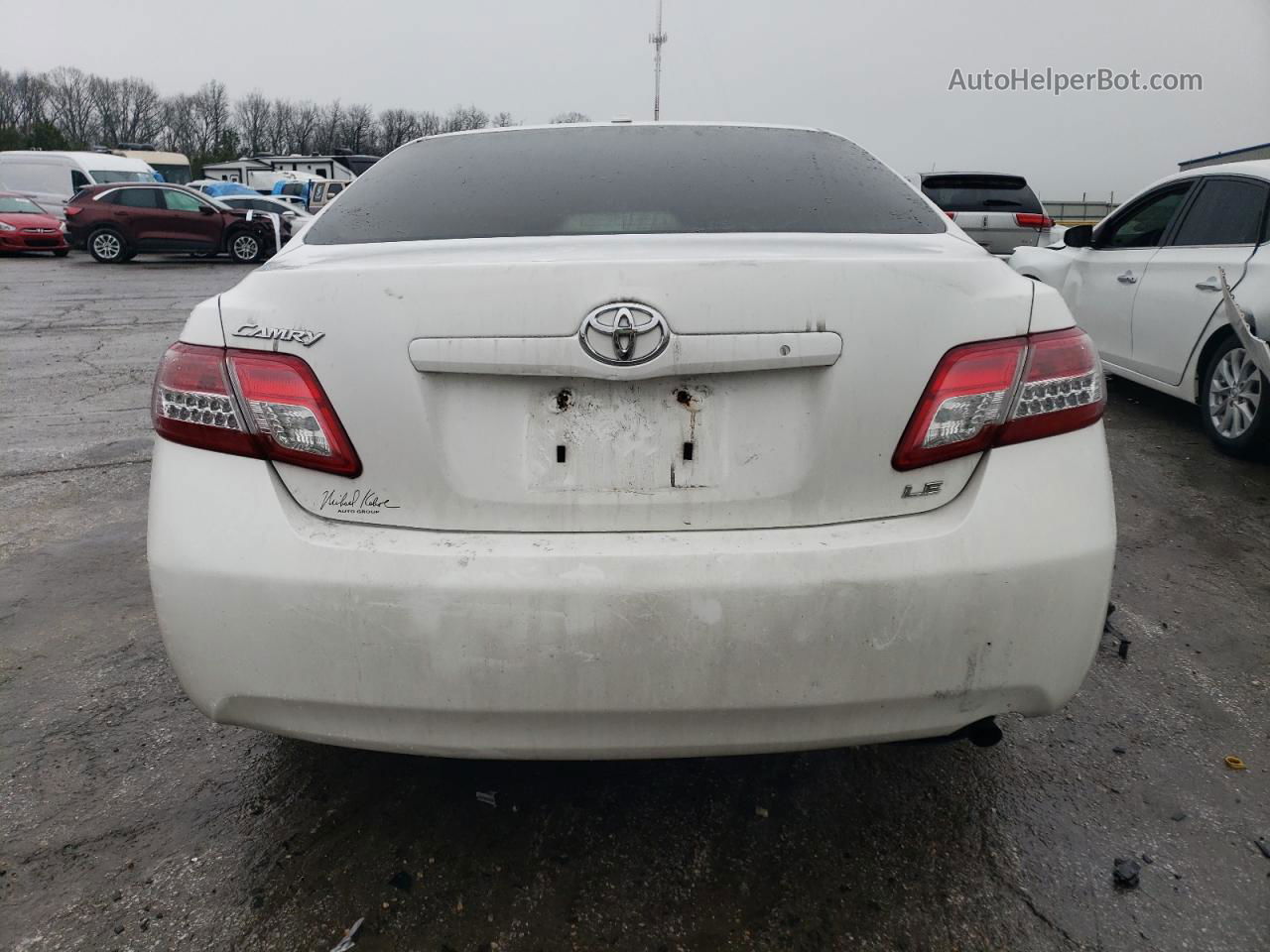 2011 Toyota Camry Base Белый vin: 4T1BF3EK7BU615624