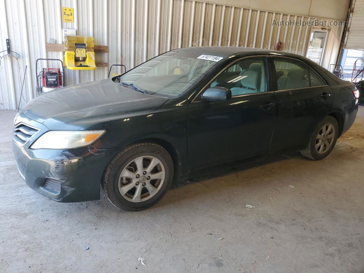 2011 Toyota Camry Base Green vin: 4T1BF3EK7BU733740