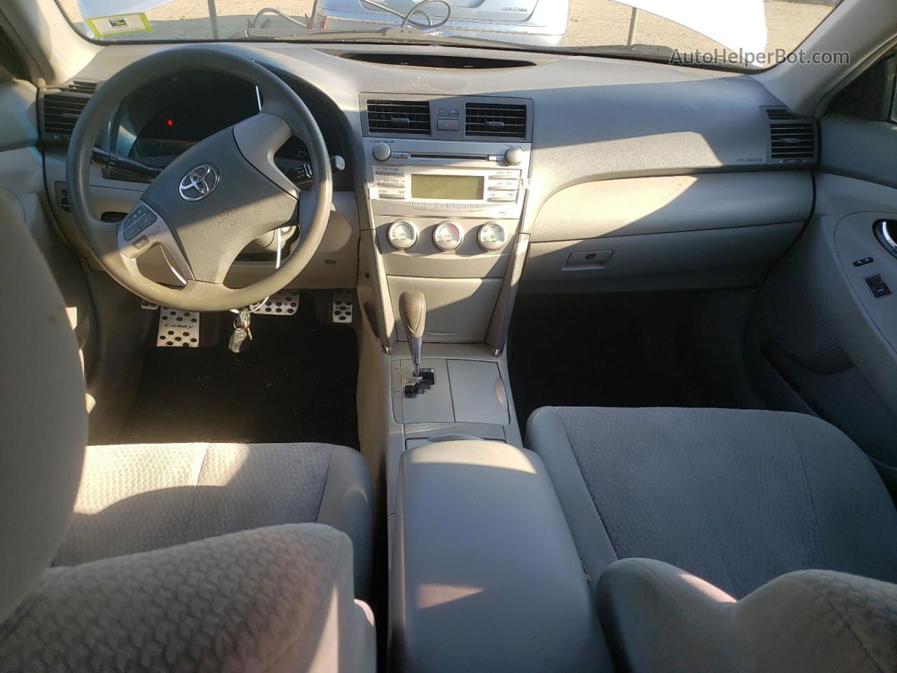 2011 Toyota Camry Base Серебряный vin: 4T1BF3EK7BU777396