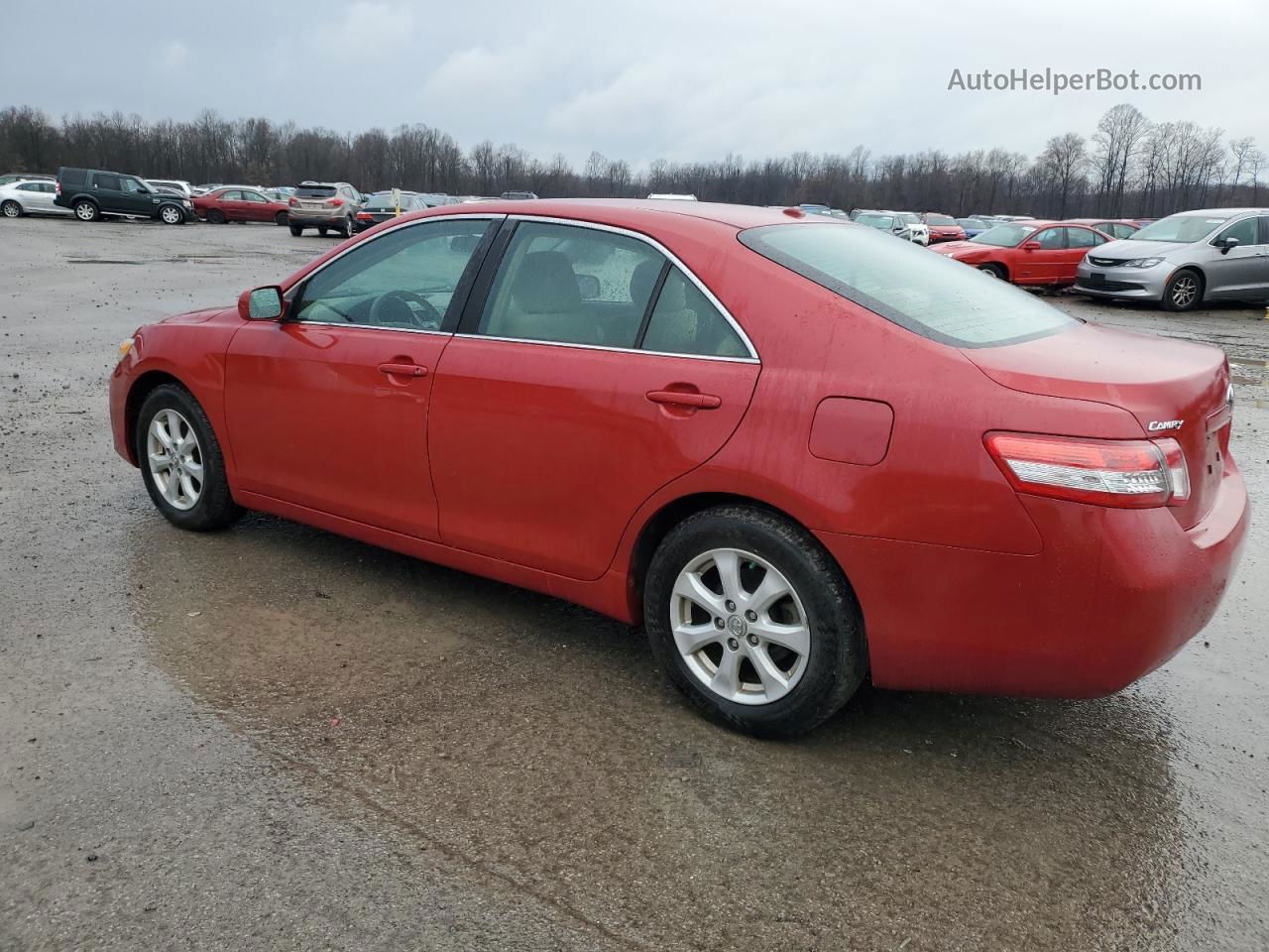 2011 Toyota Camry Base Red vin: 4T1BF3EK8BU164302