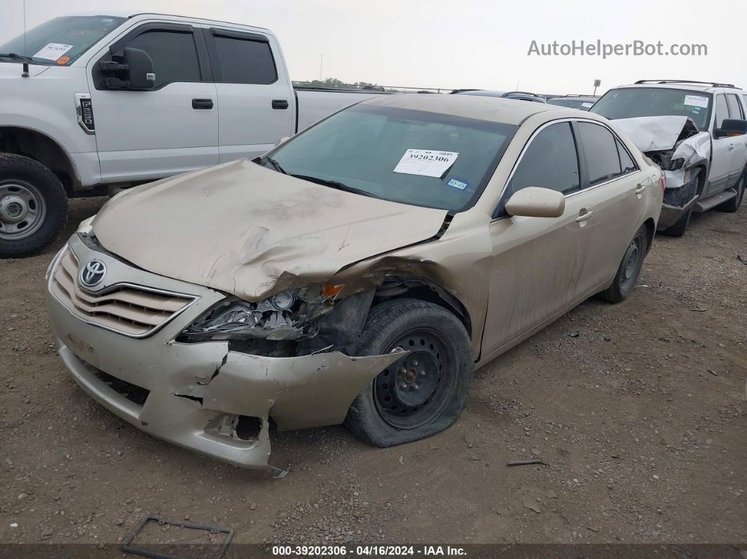 2011 Toyota Camry Le Gold vin: 4T1BF3EK8BU774572